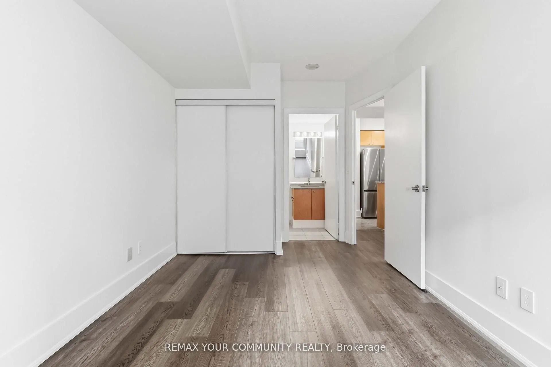 8 Scollard Street #606