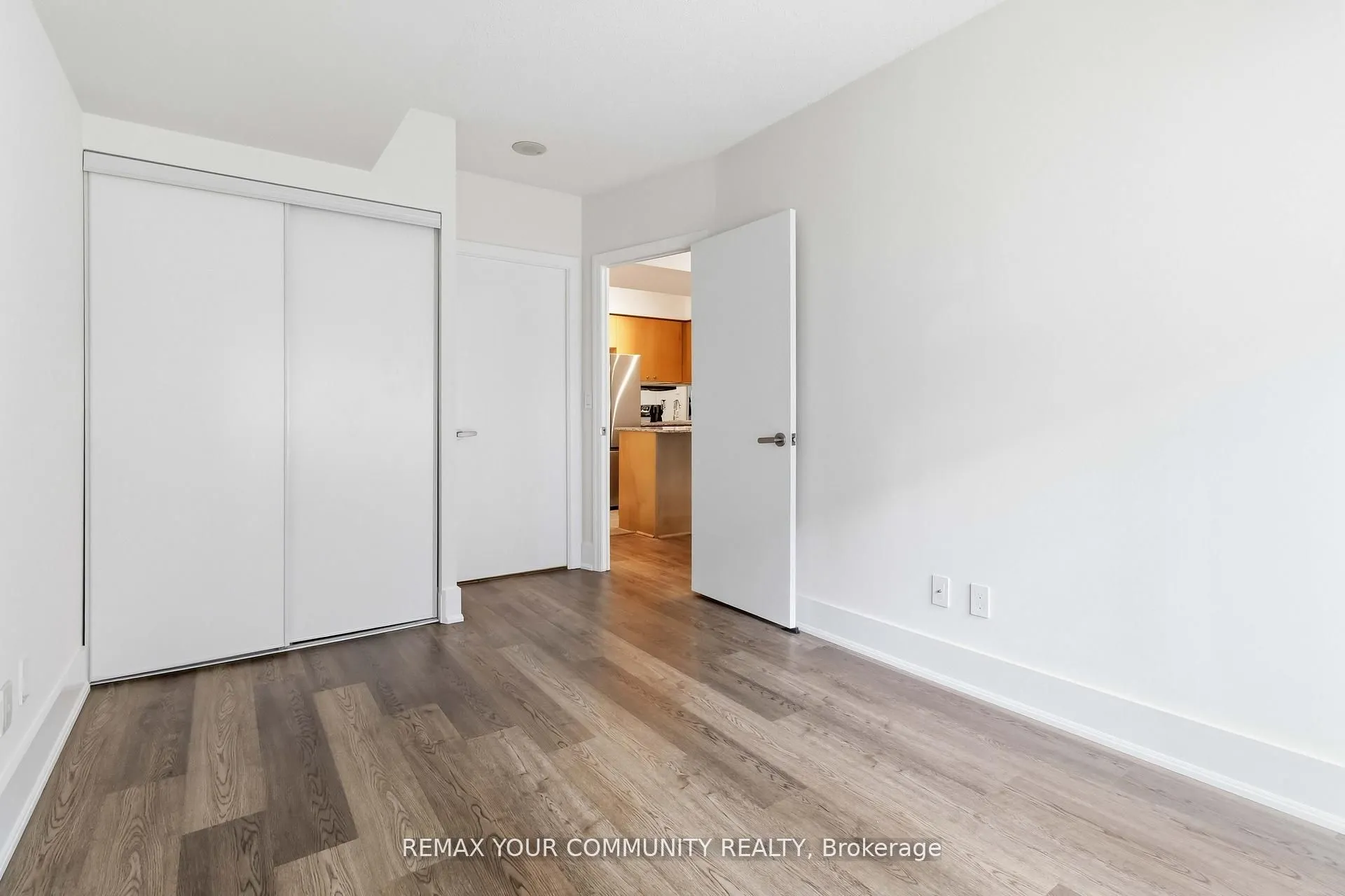 8 Scollard Street #606