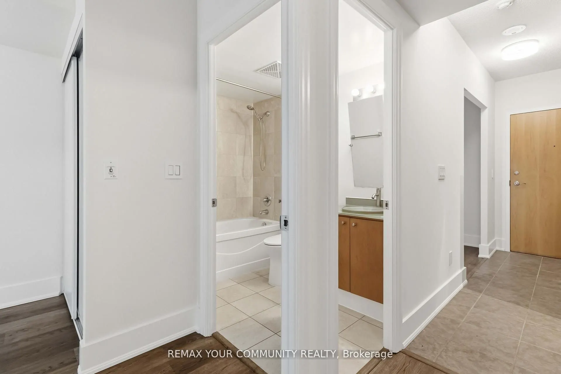 8 Scollard Street #606