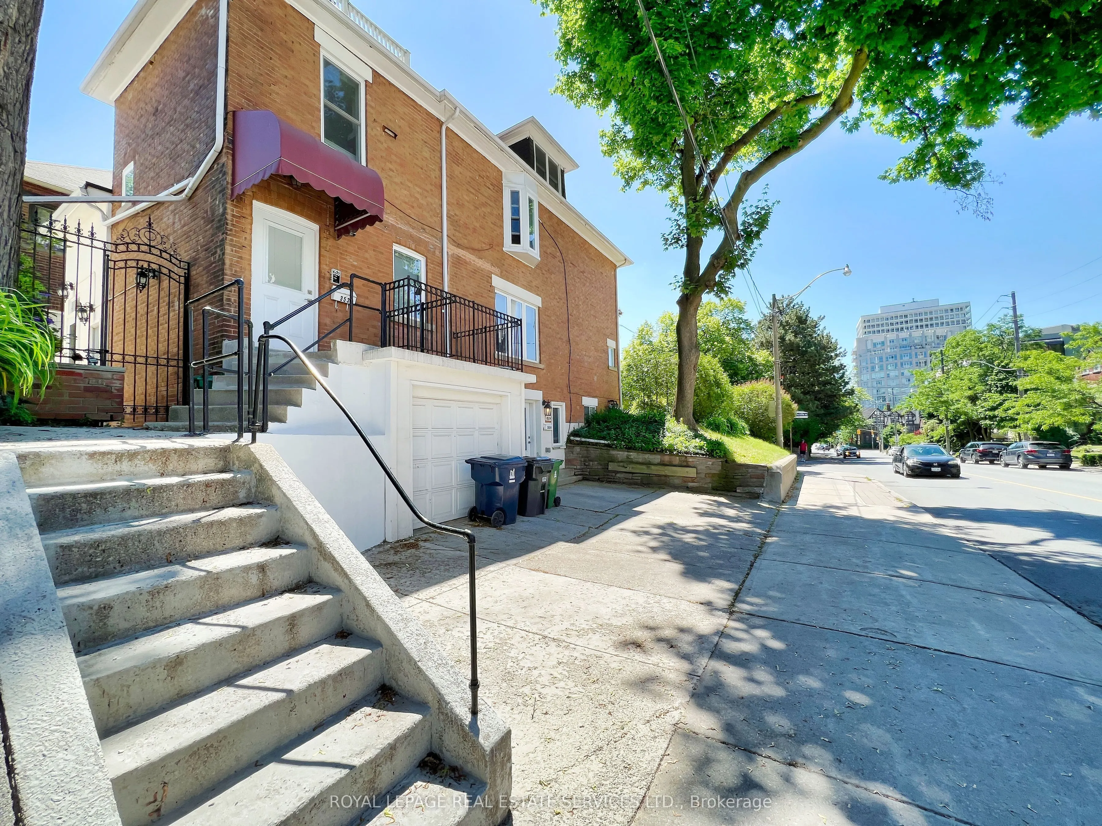 18 Shorncliffe Avenue