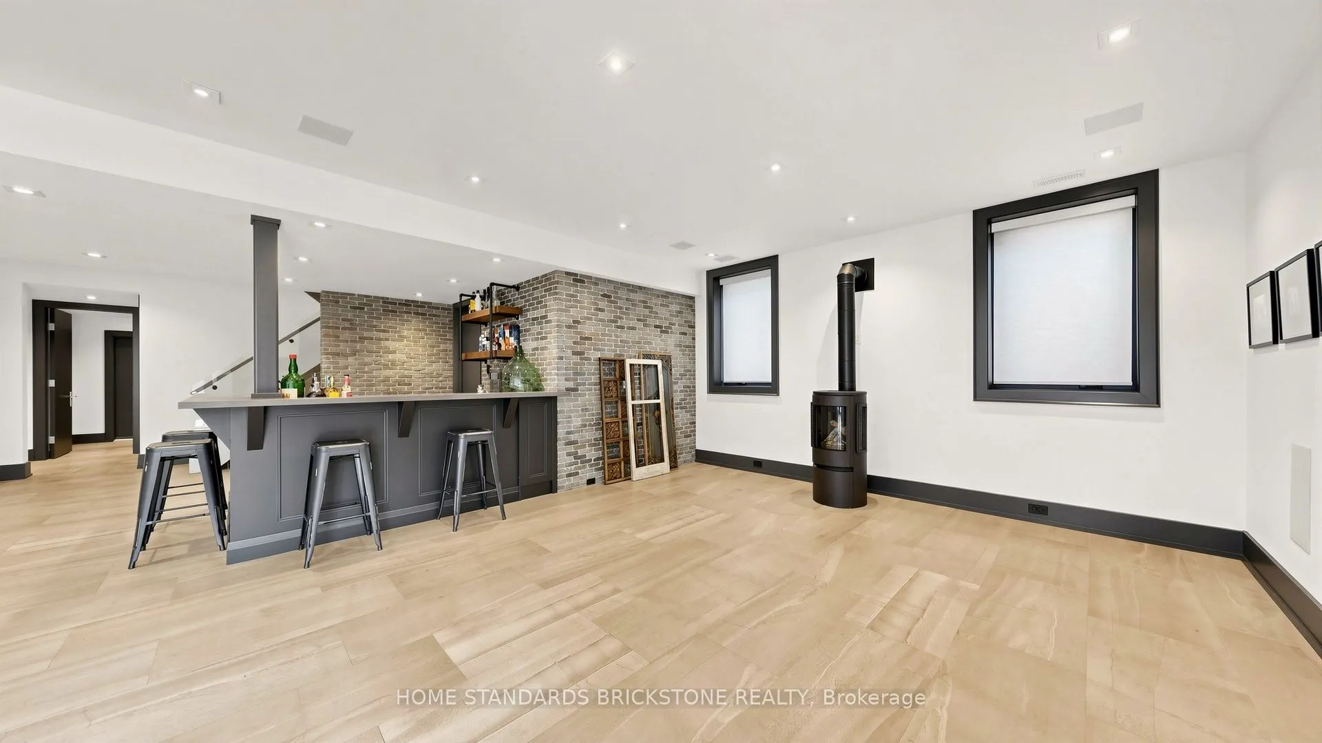 10 Alonzo Road