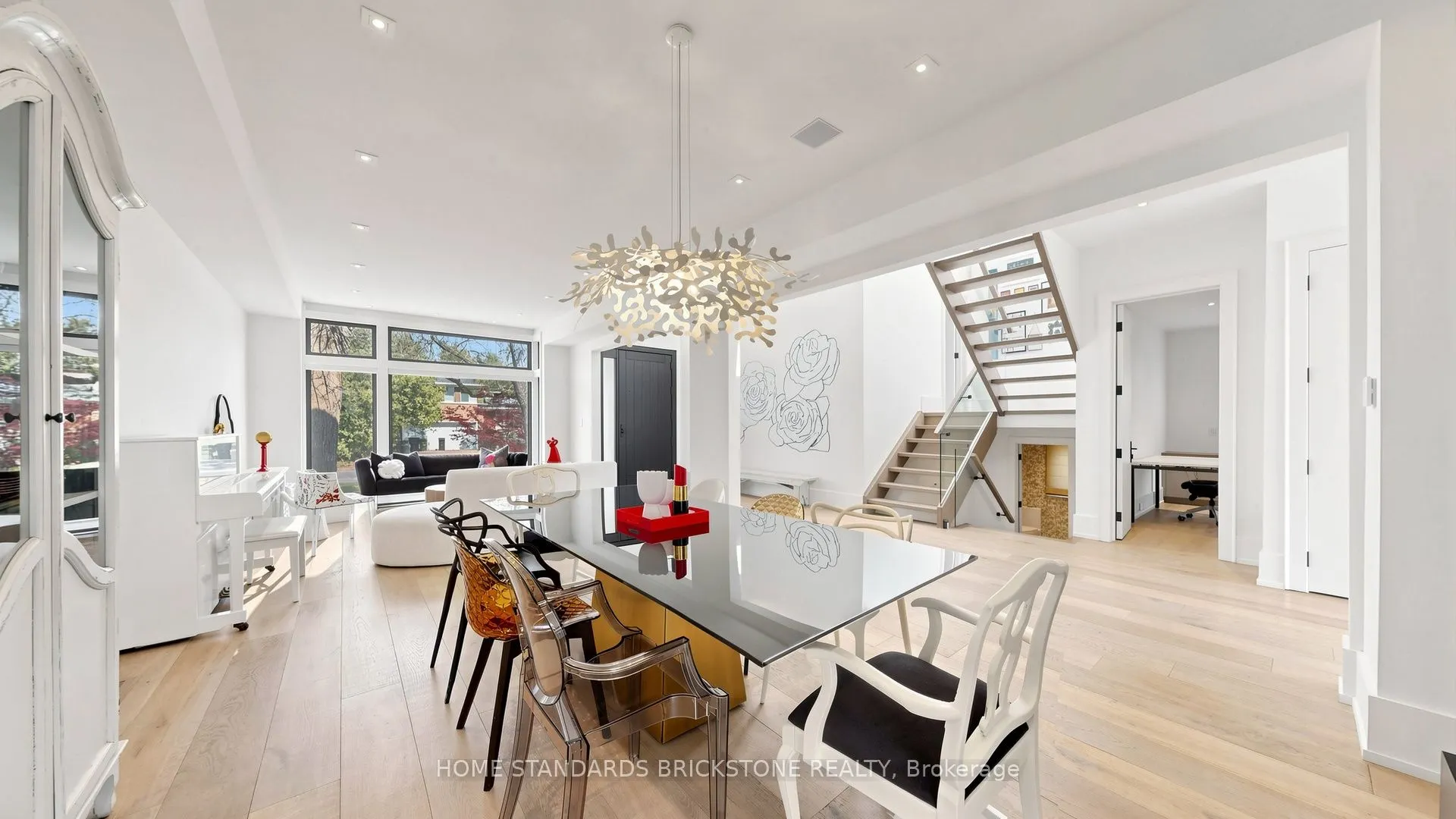 10 Alonzo Road