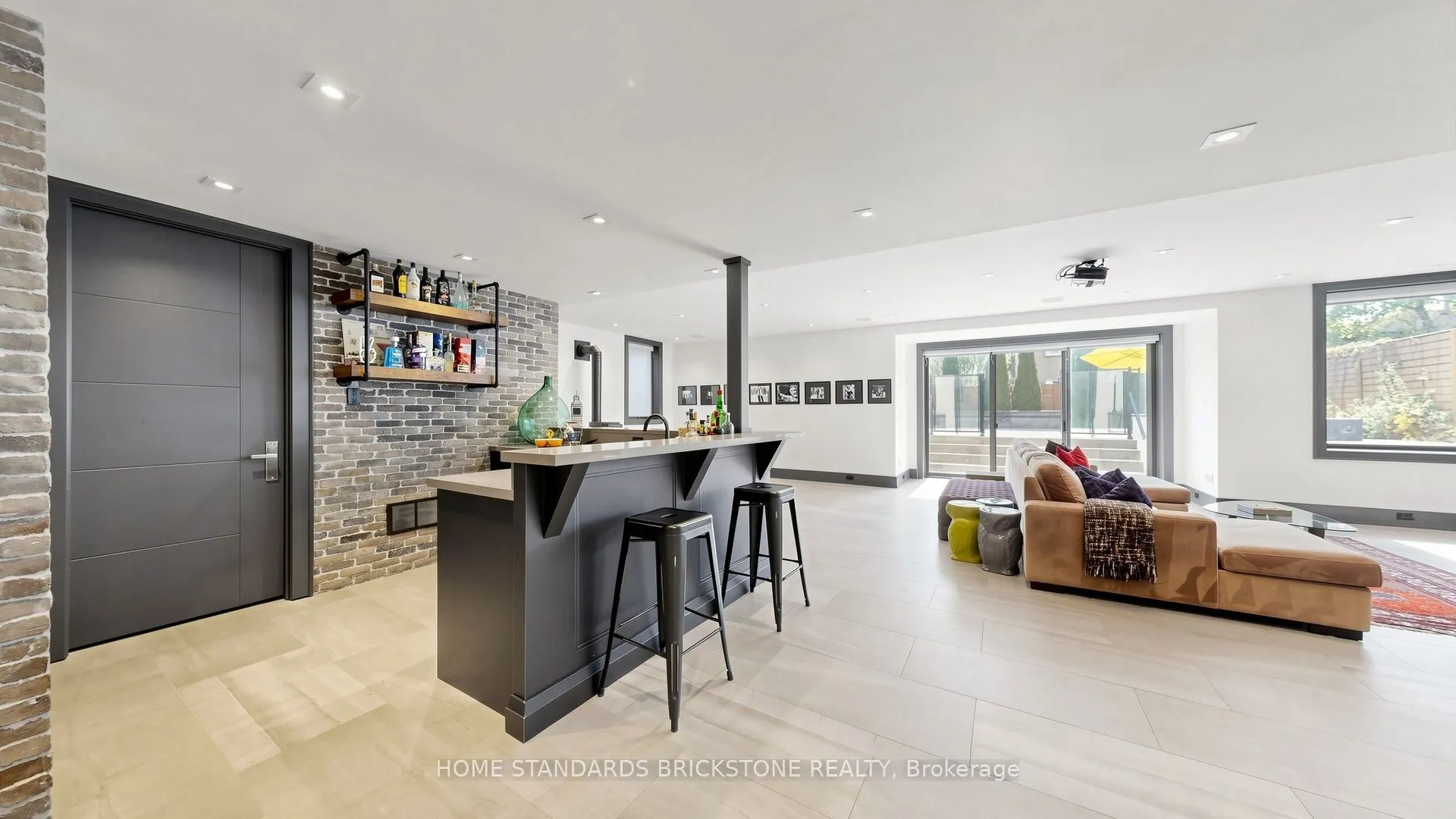 10 Alonzo Road