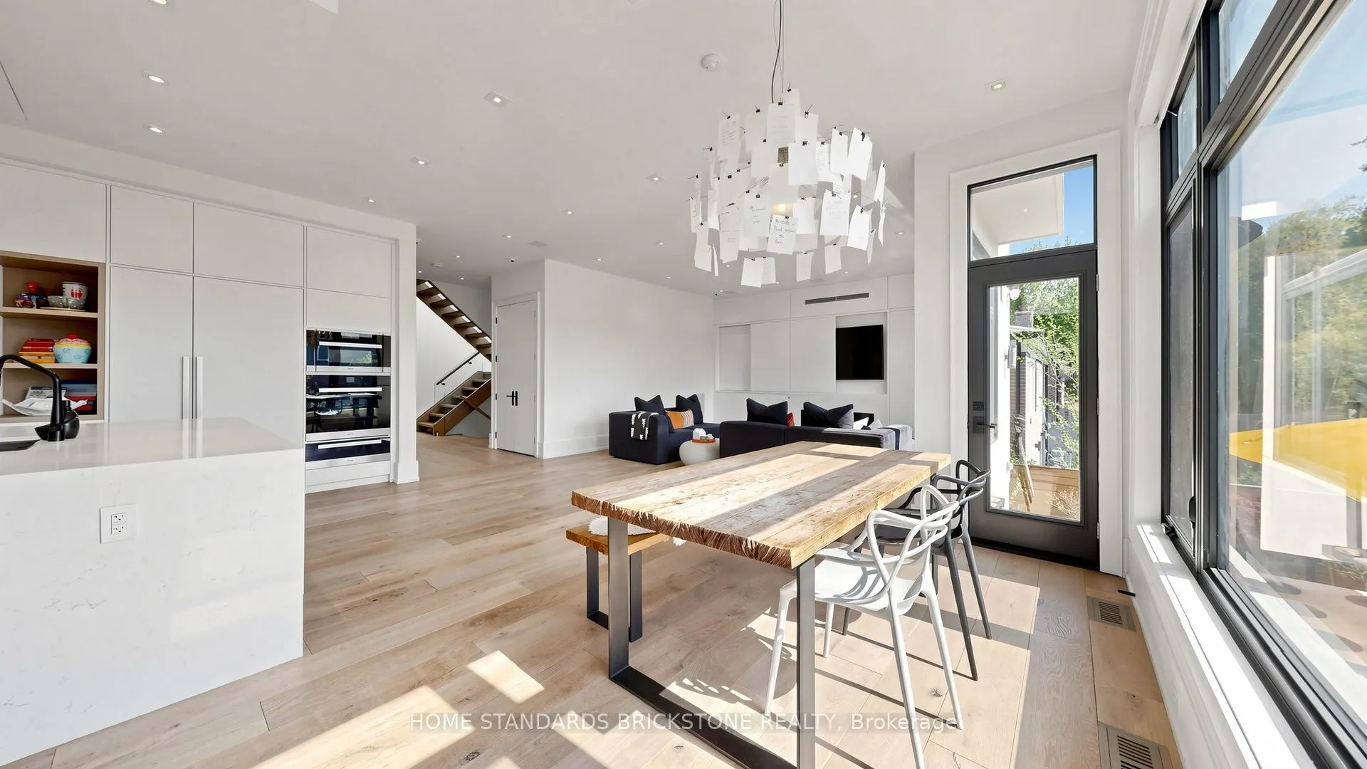 10 Alonzo Road