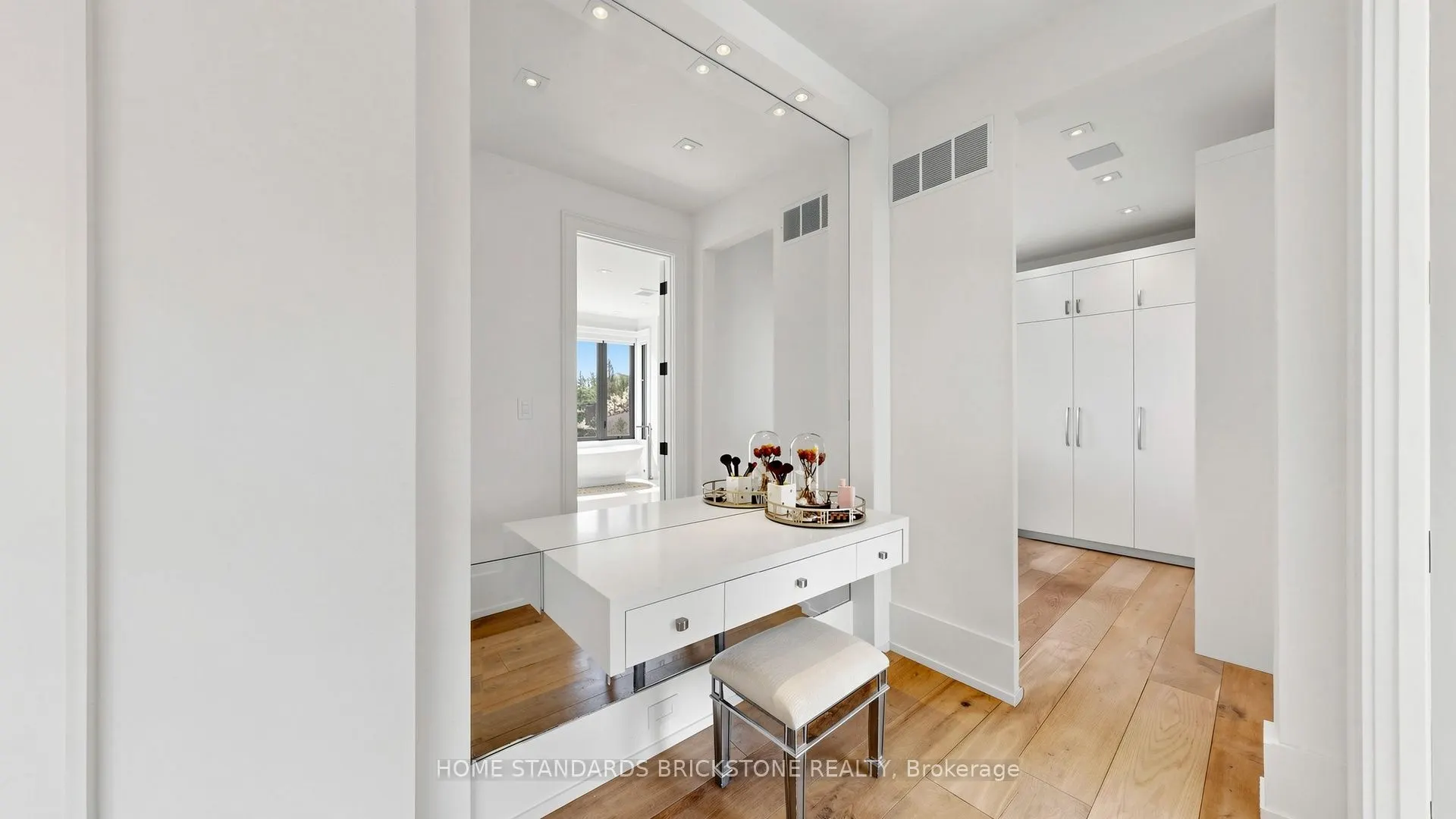 10 Alonzo Road