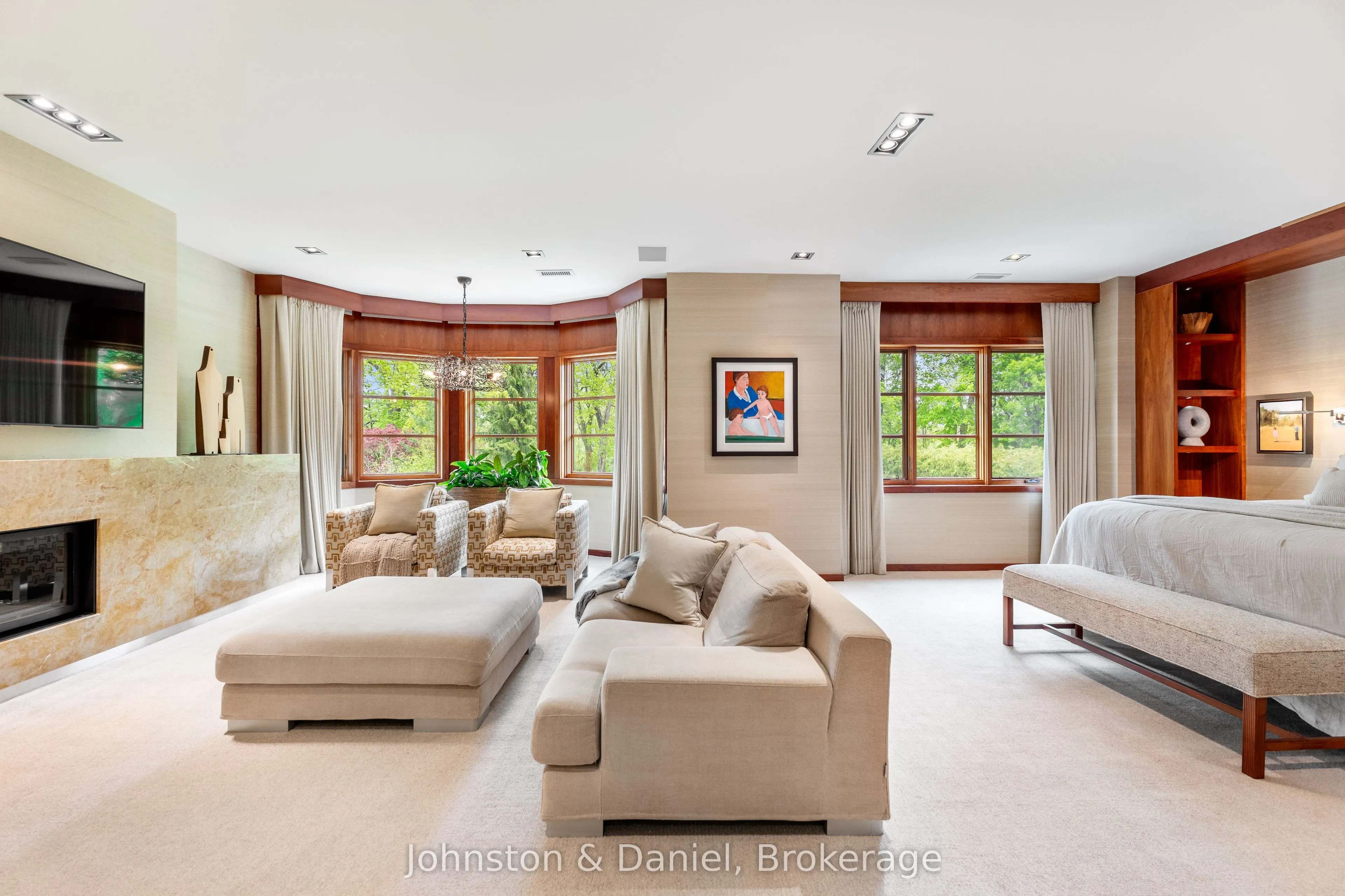 24 Glenview Avenue