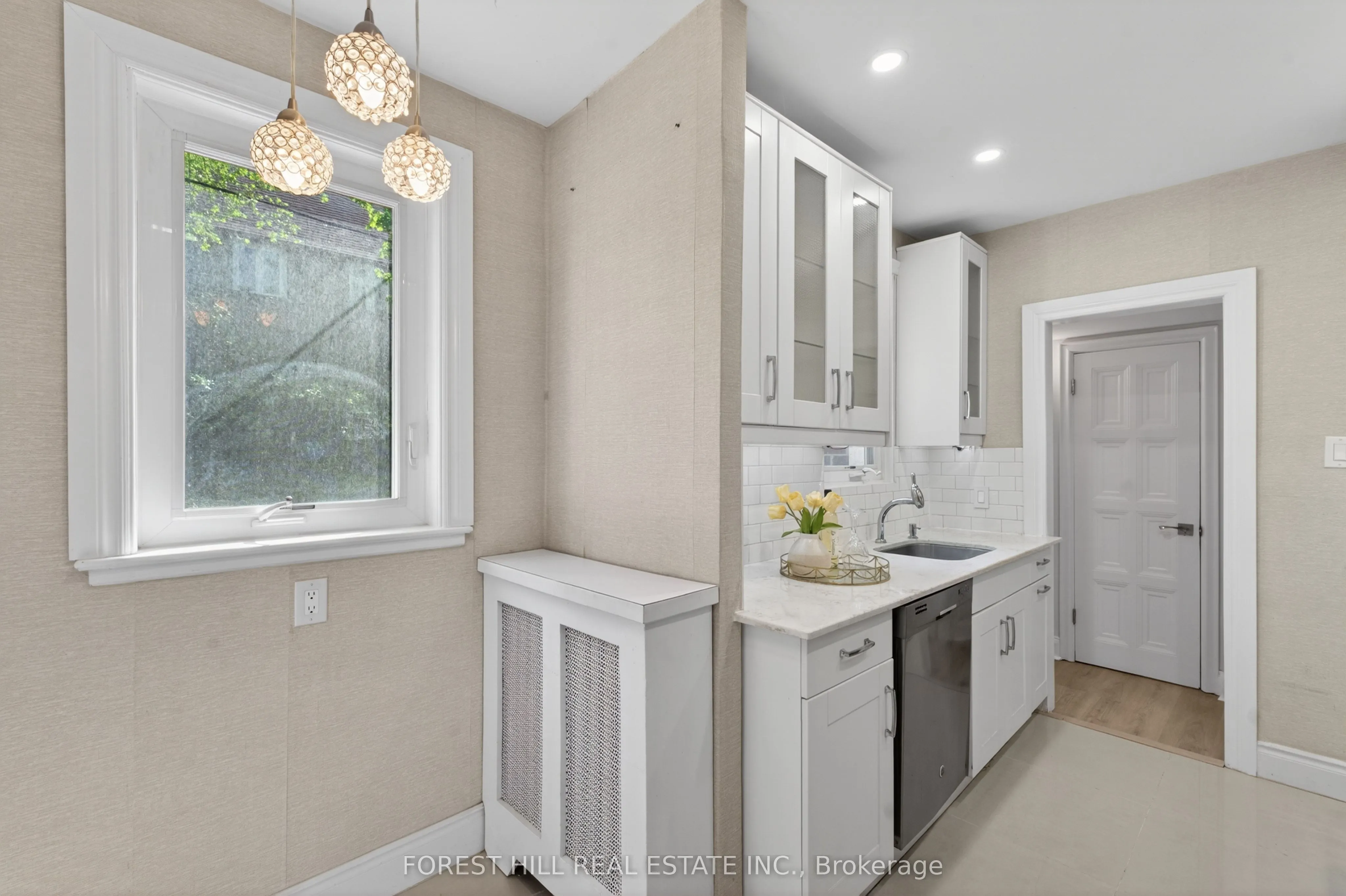 603 Spadina Road