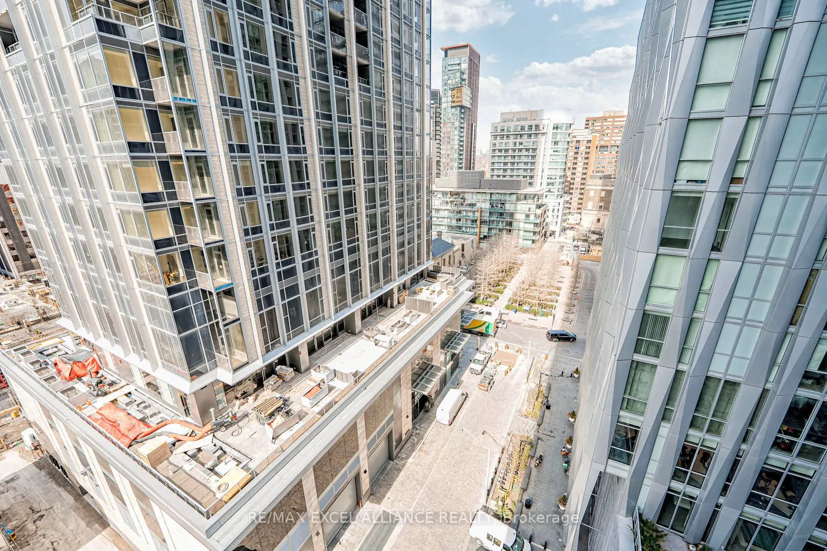 8 Cumberland Street #1002