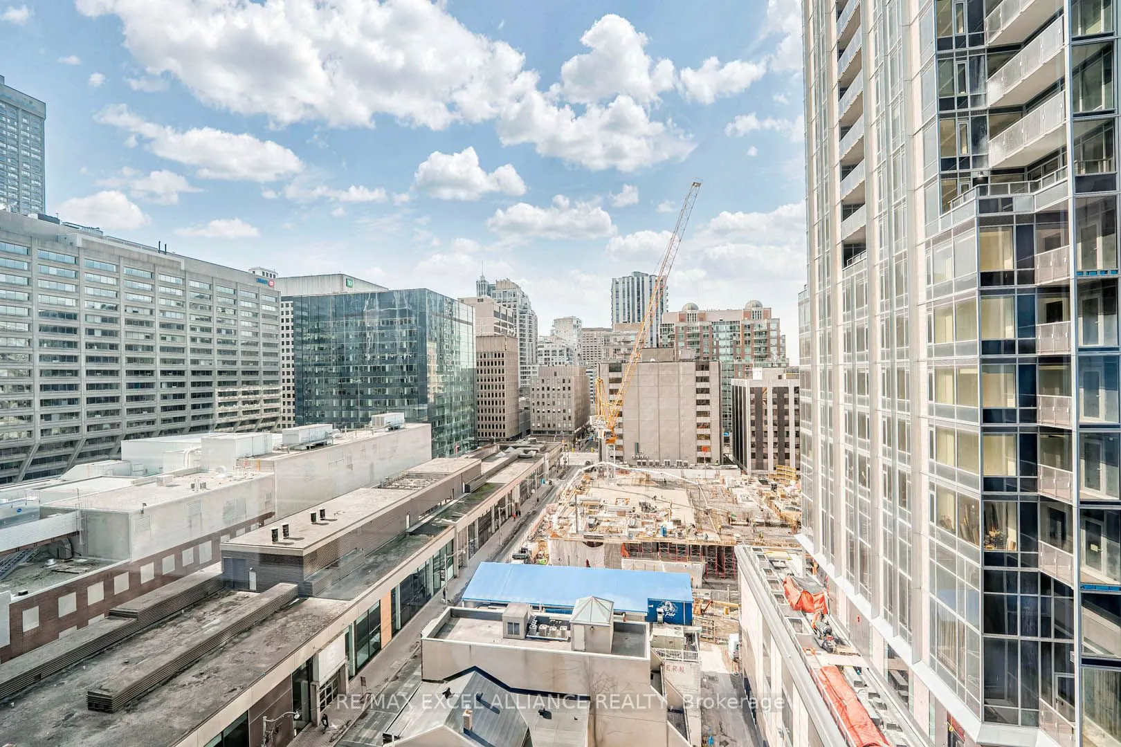 8 Cumberland Street #1002