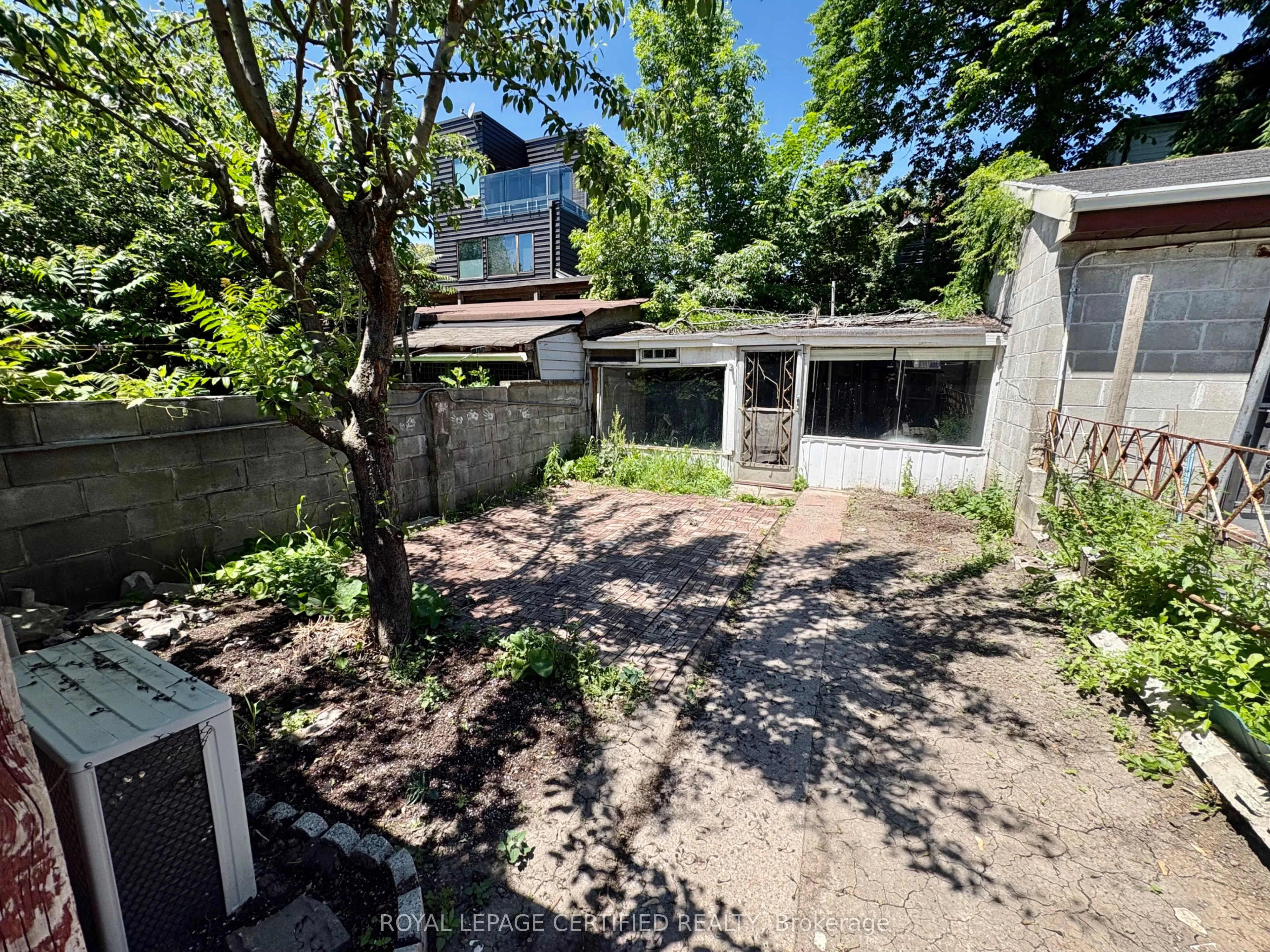 36 Mitchell Avenue