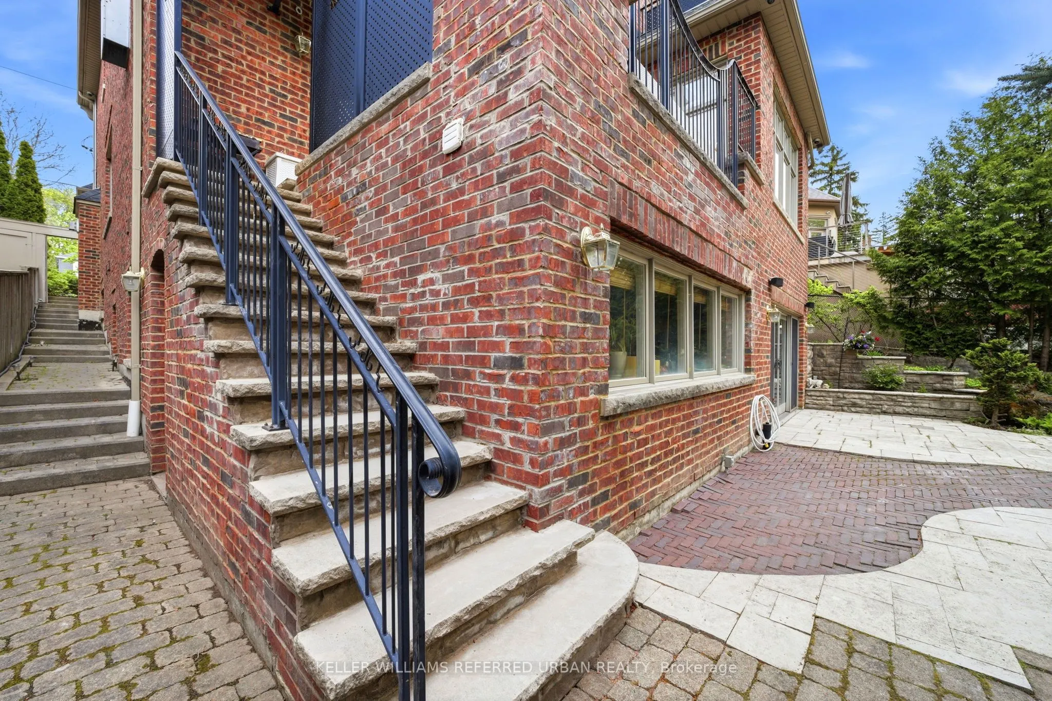 41 Wentworth Avenue