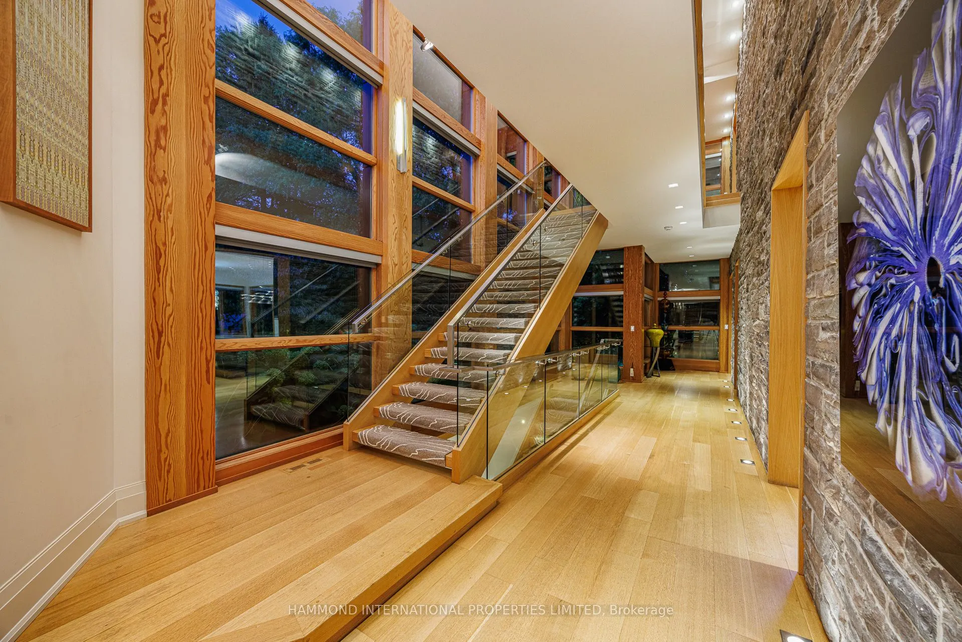 7 Oxbow Road