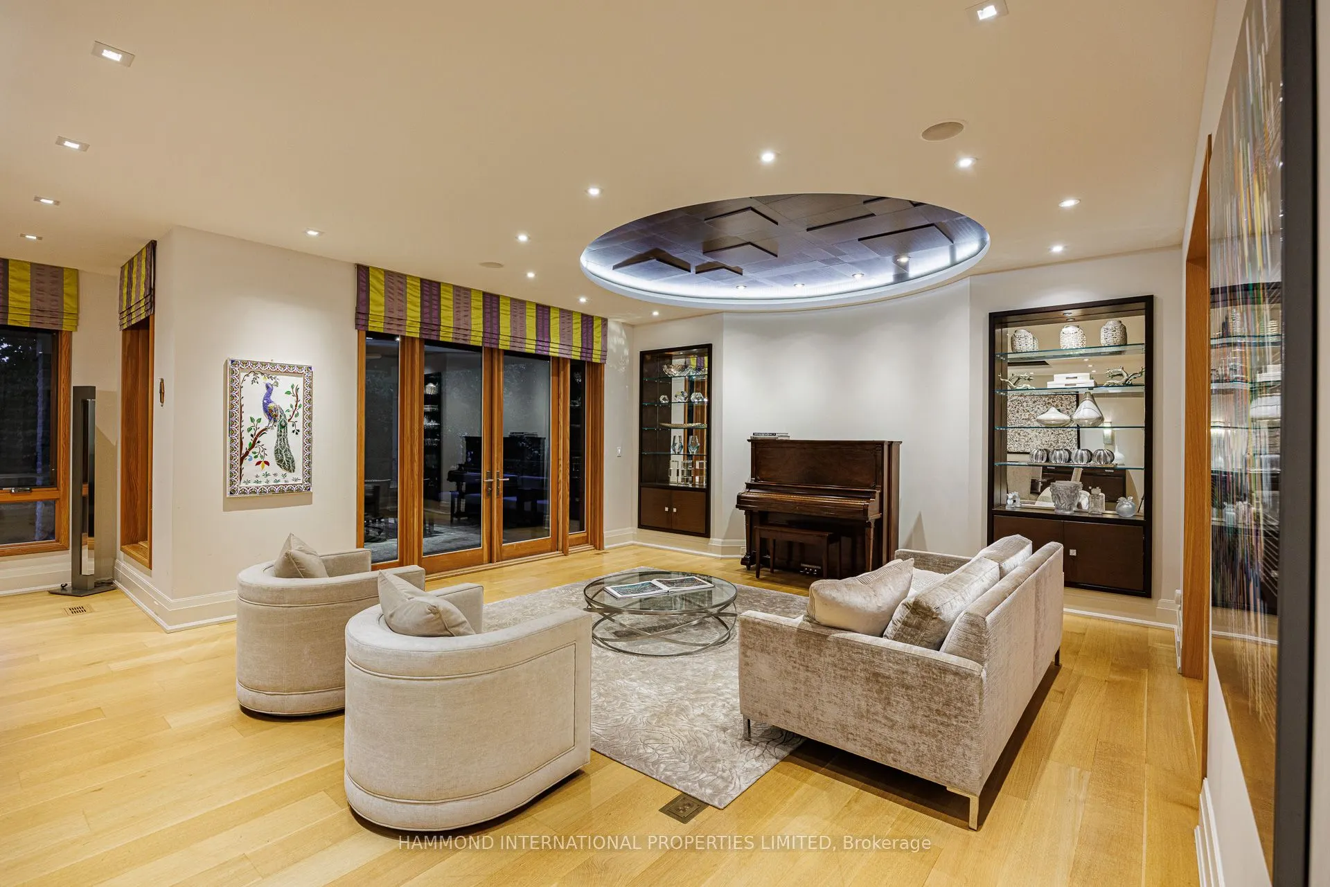 7 Oxbow Road