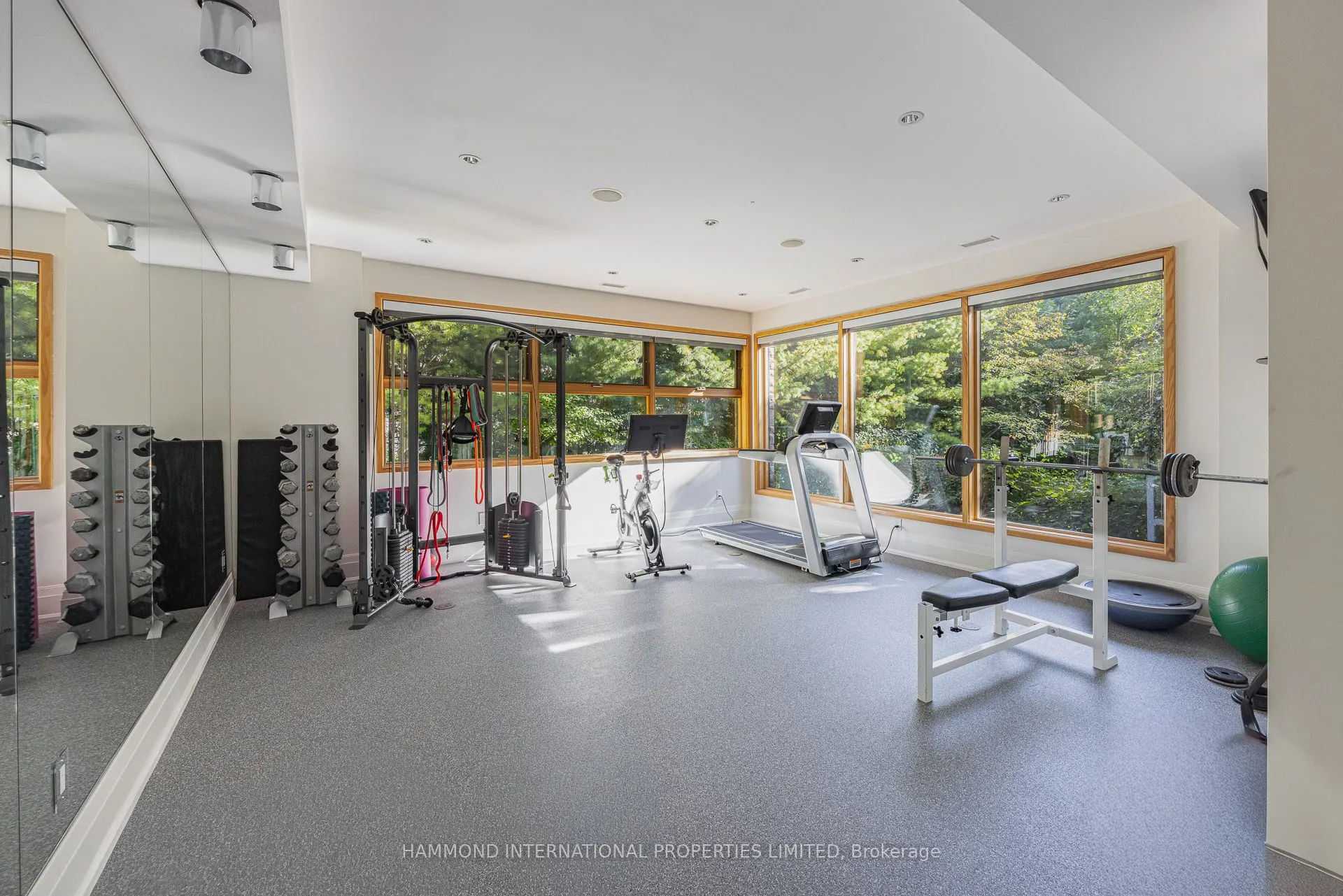 7 Oxbow Road