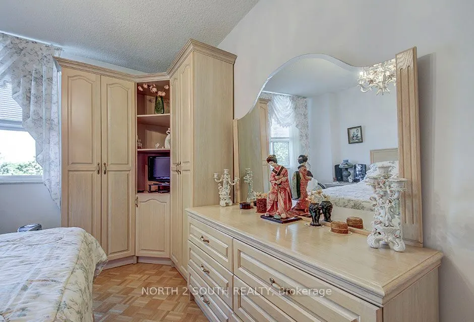 175 Hilda Avenue #511