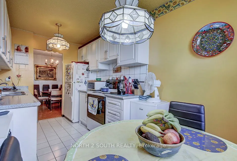 175 Hilda Avenue #511