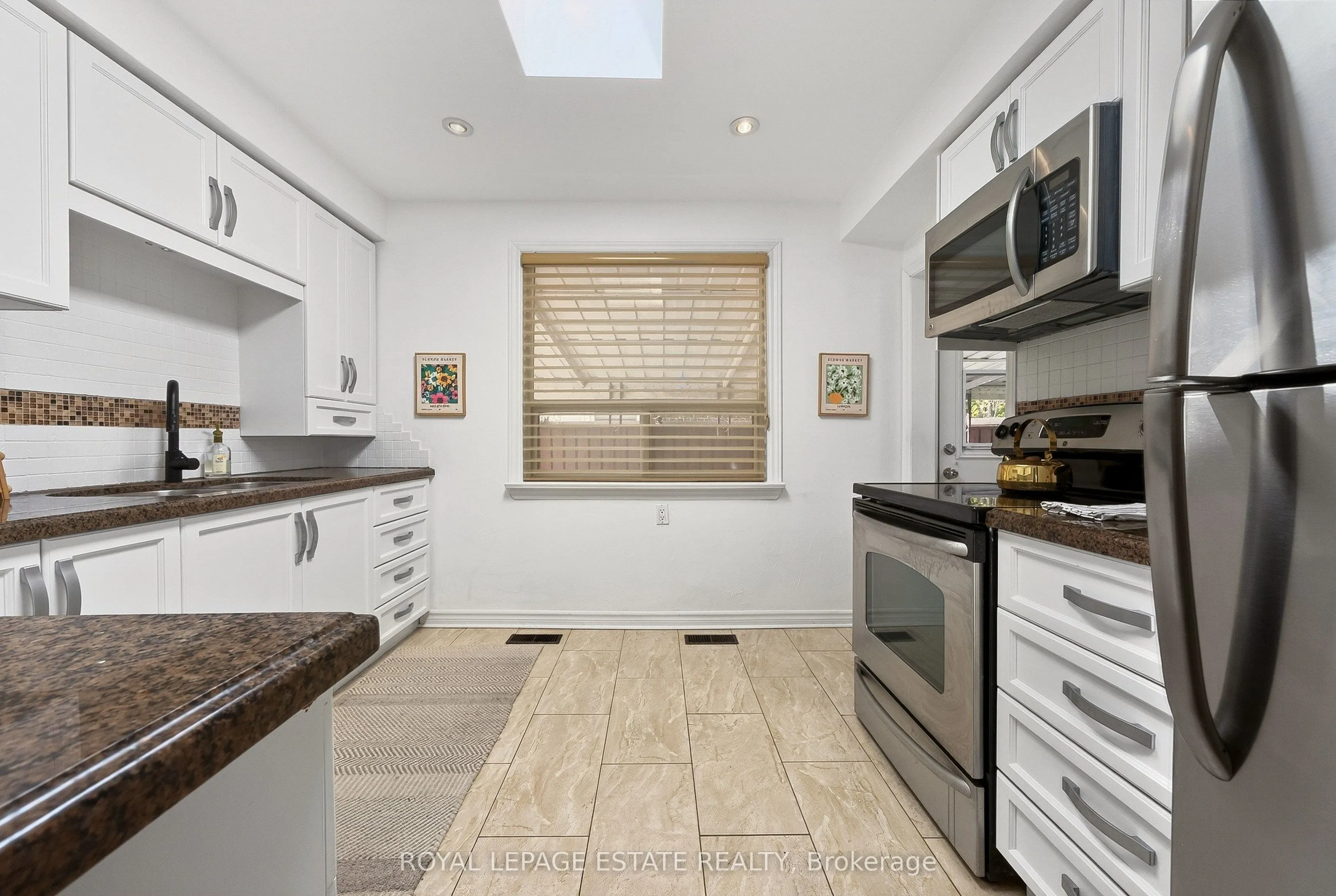8 Wallbridge Court