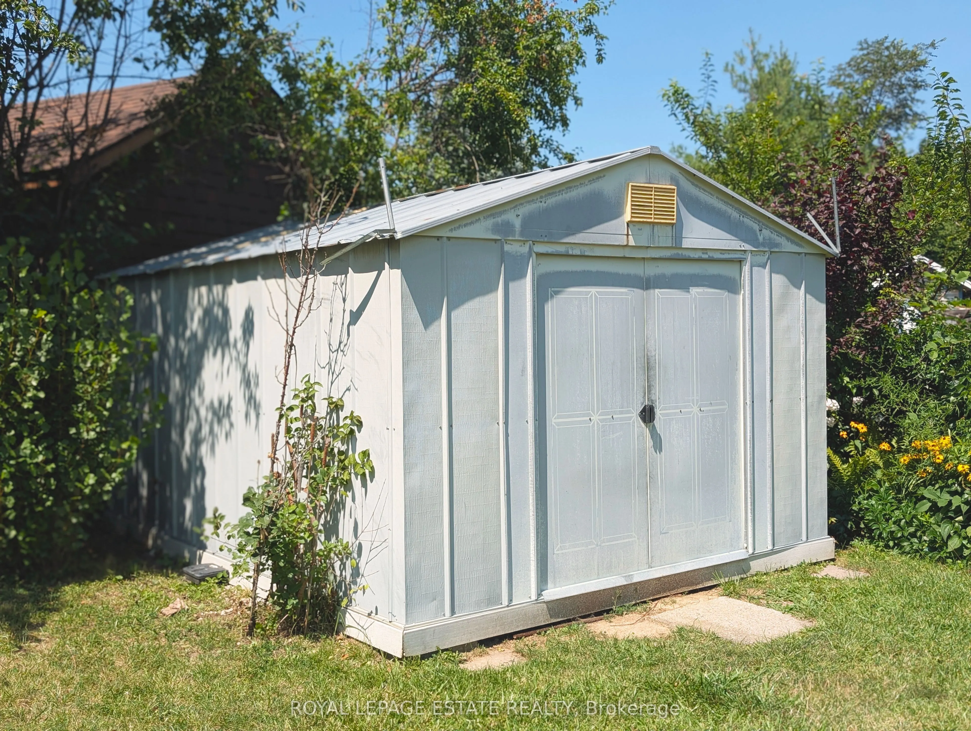 8 Wallbridge Court