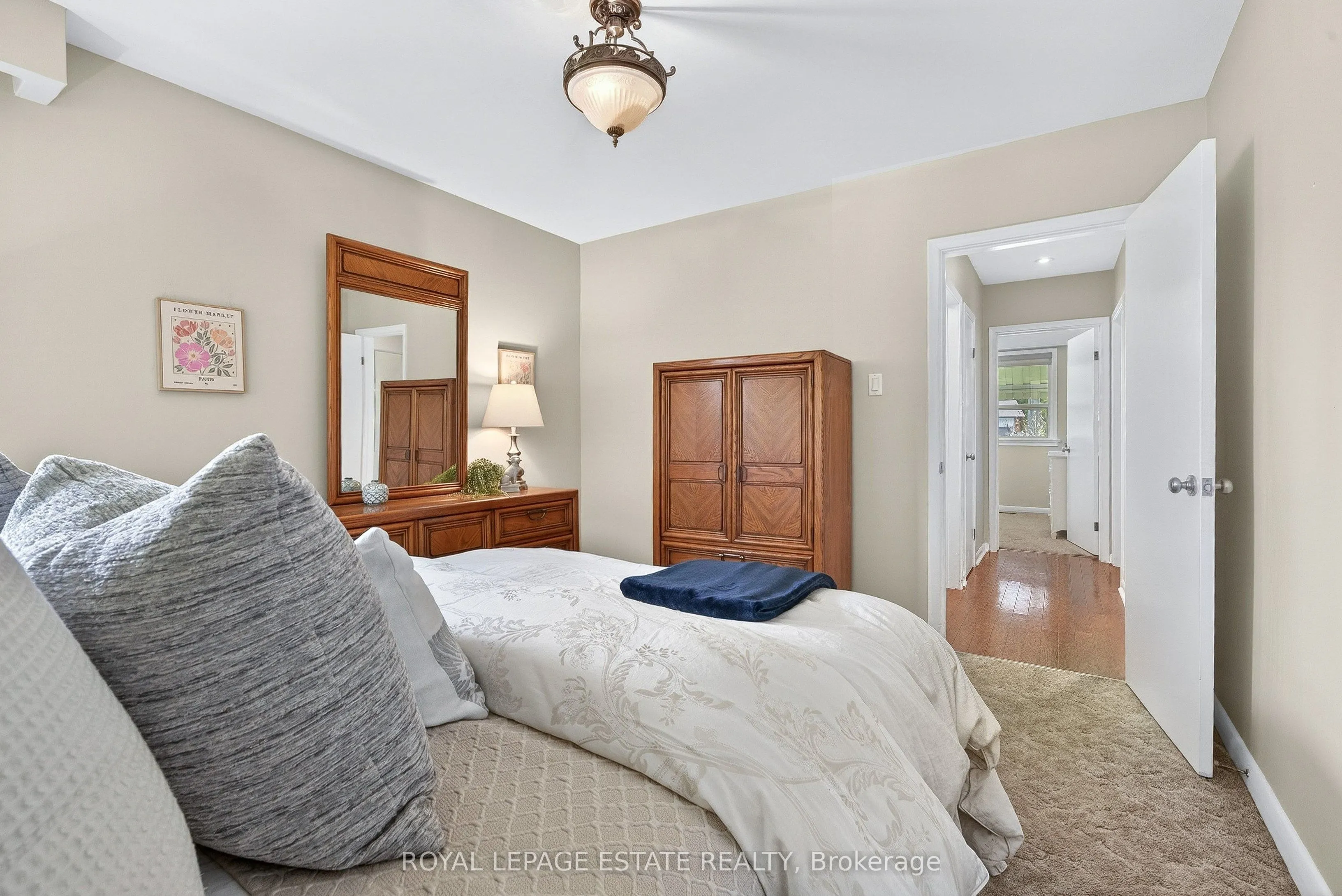 8 Wallbridge Court