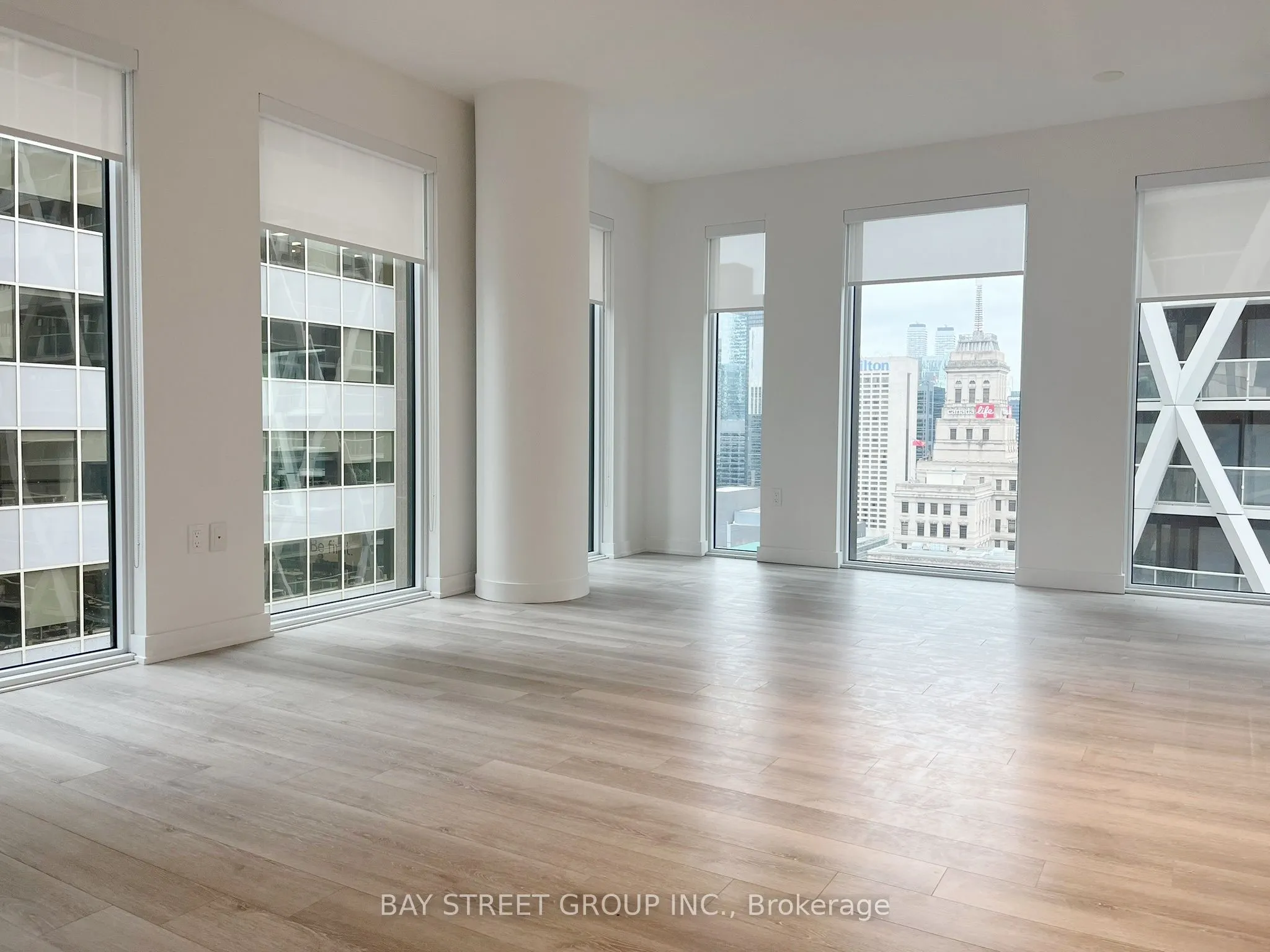238 Simcoe Street #1904