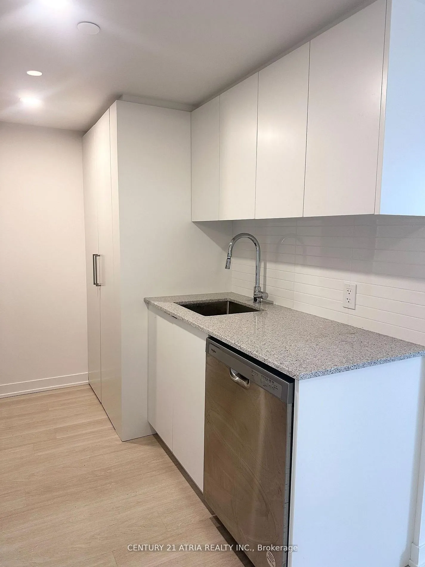500 Wilson Avenue #519