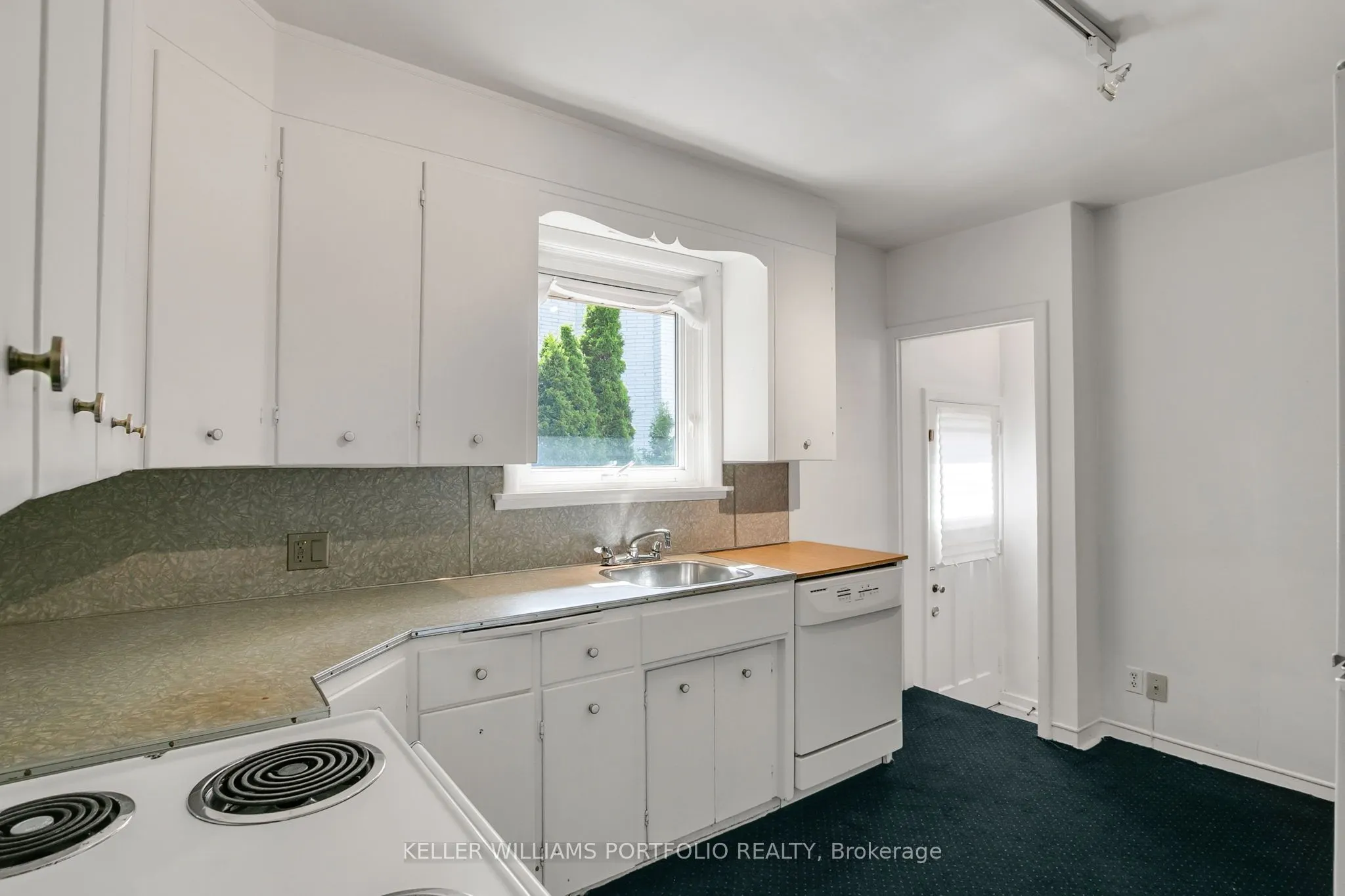 29 Winlock Park