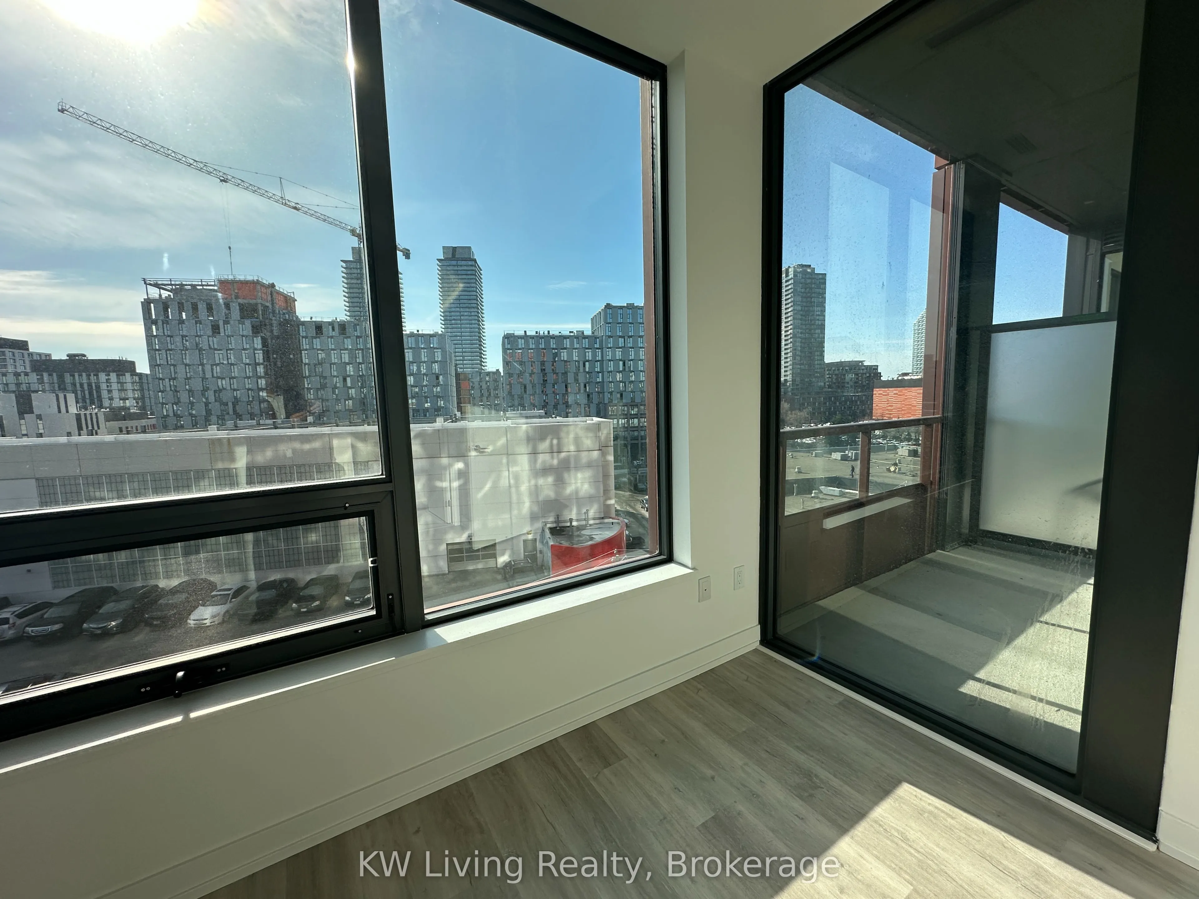 28 Eastern Avenue #616