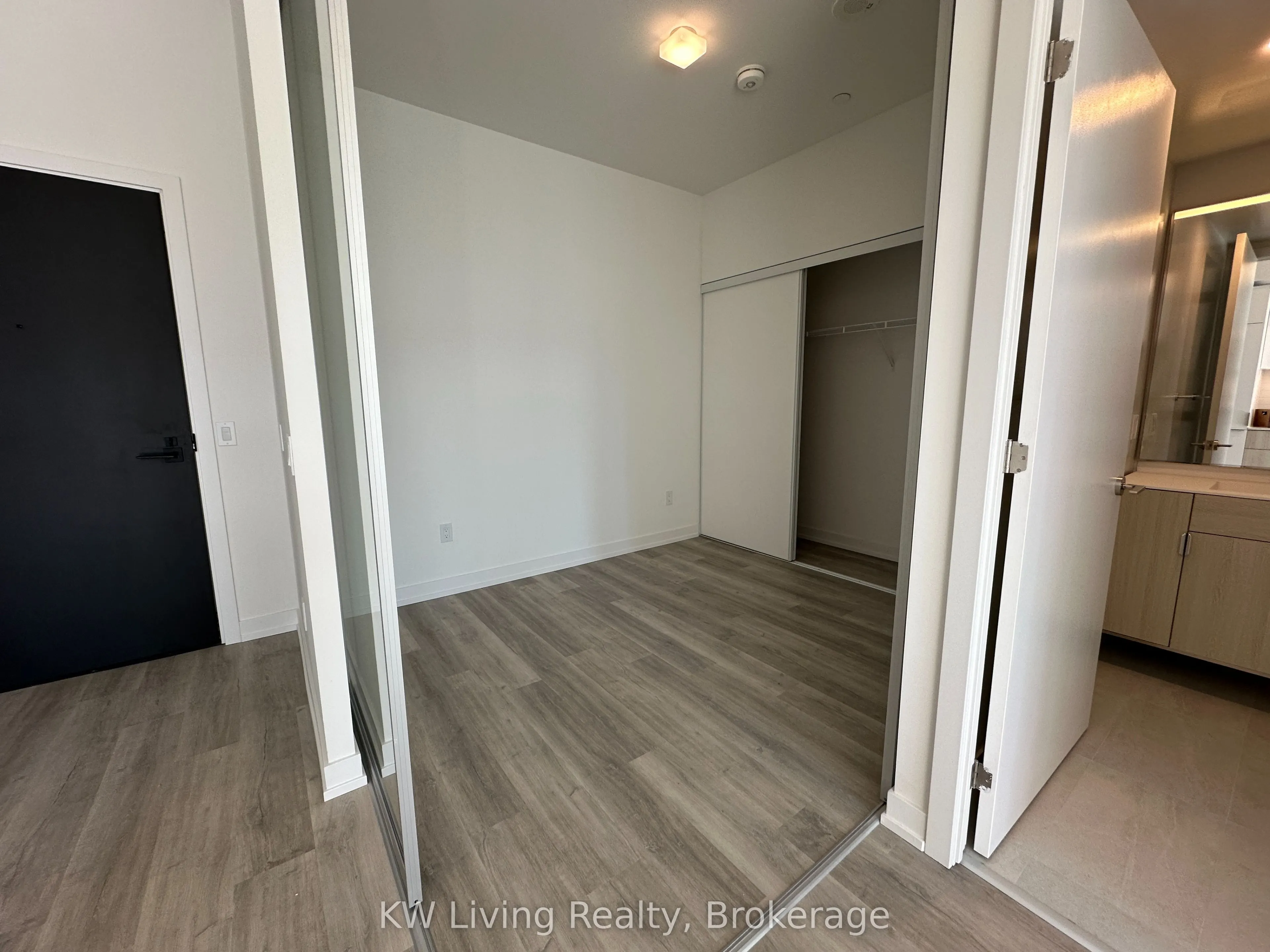 28 Eastern Avenue #616