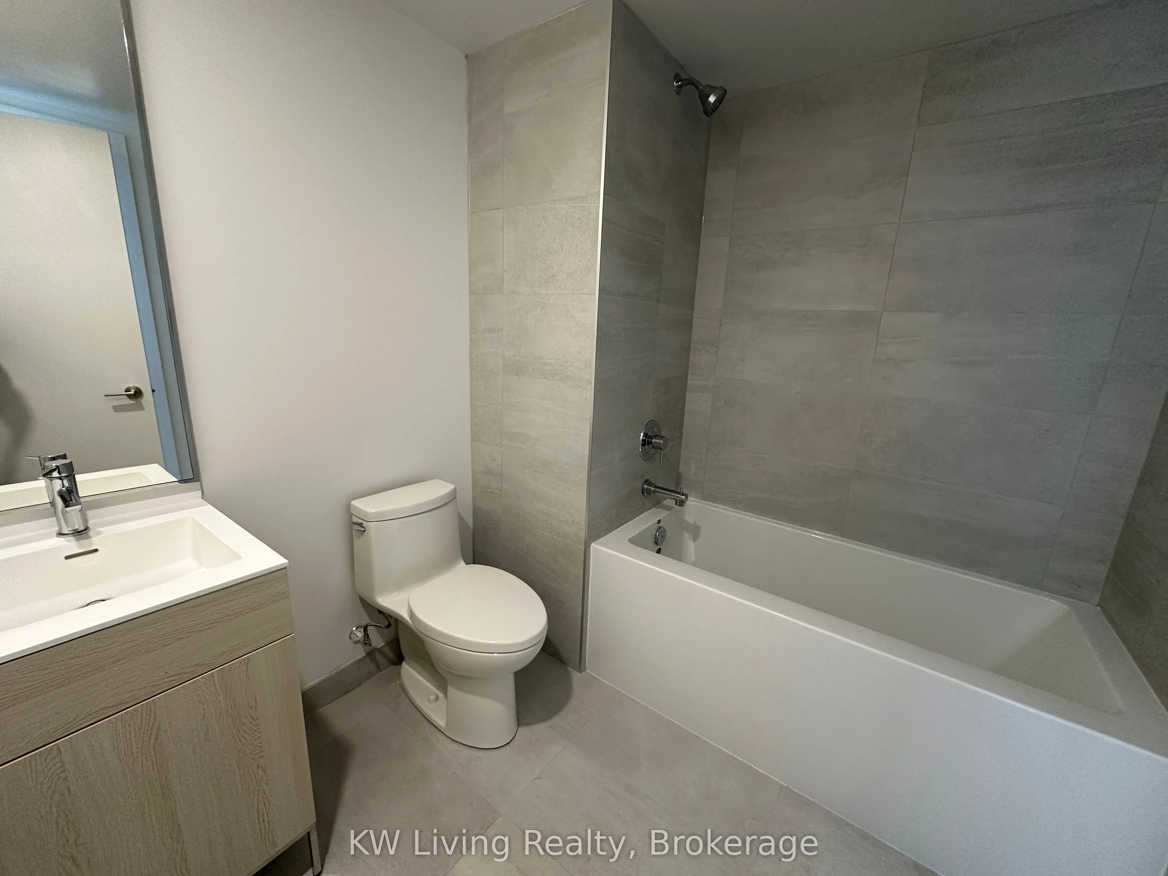 28 Eastern Avenue #616
