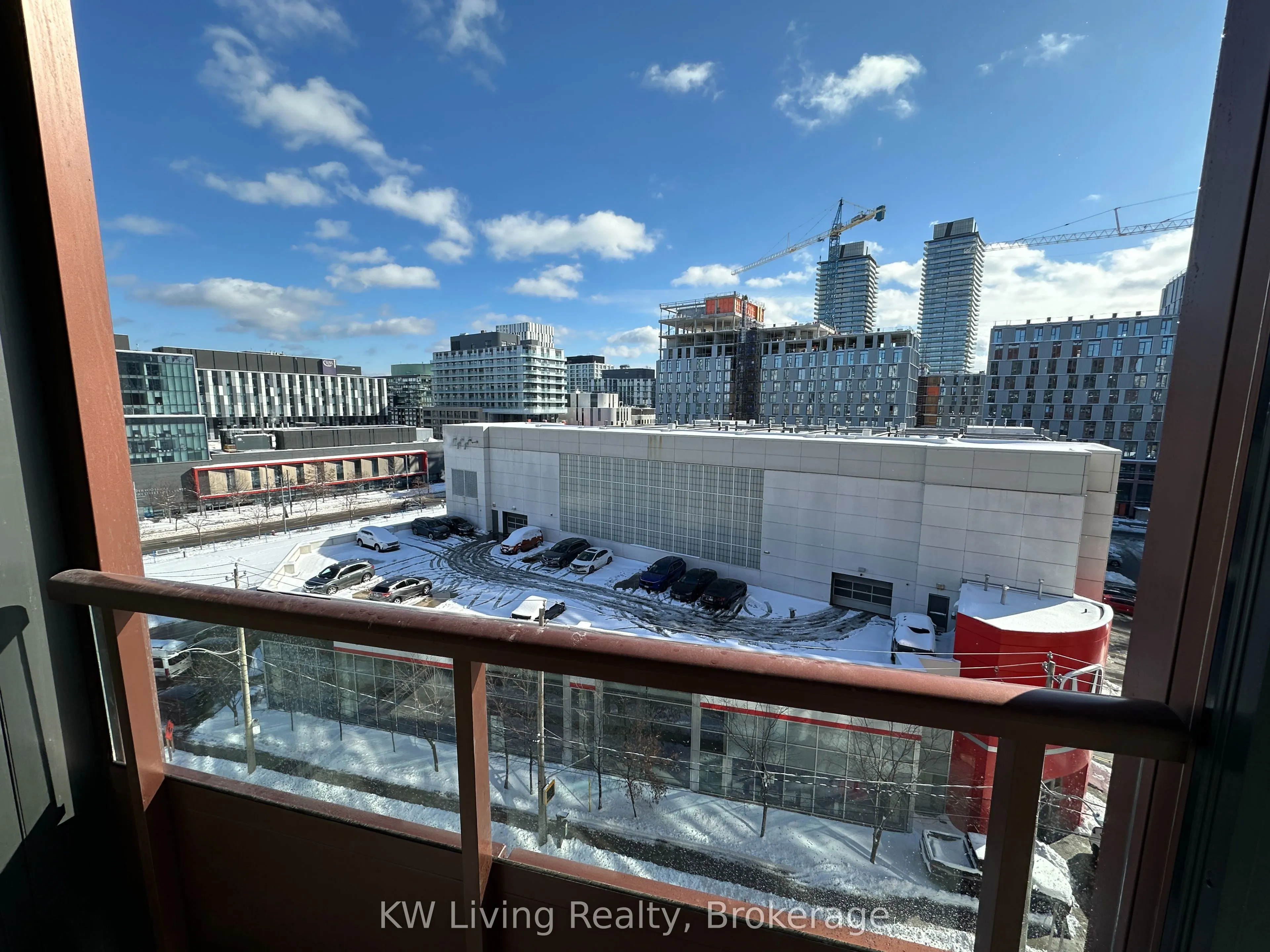 28 Eastern Avenue #616