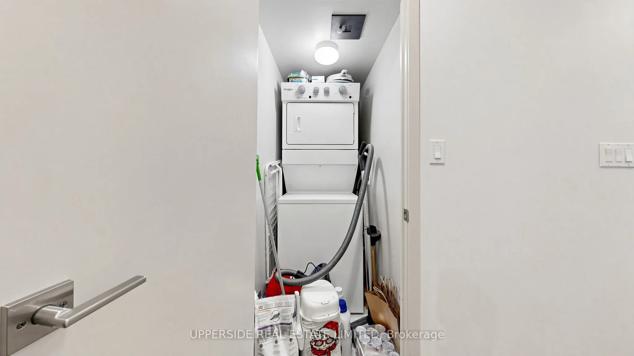 126 Simcoe Street #607