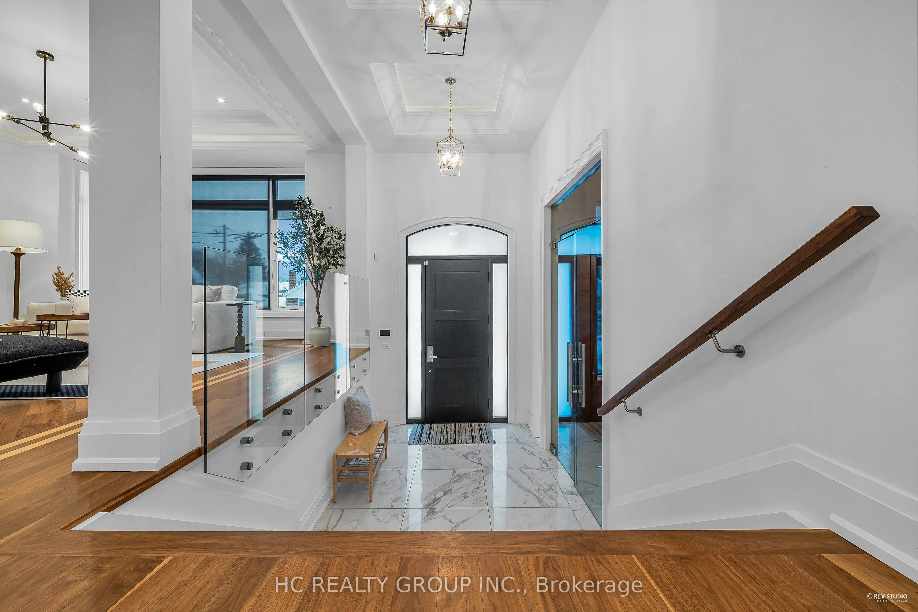 92 Glen Rush Boulevard