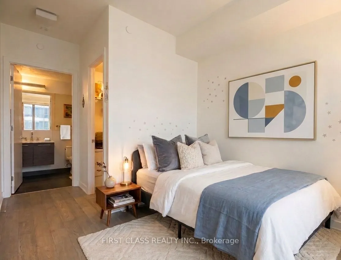 57 St Joseph Street #1008