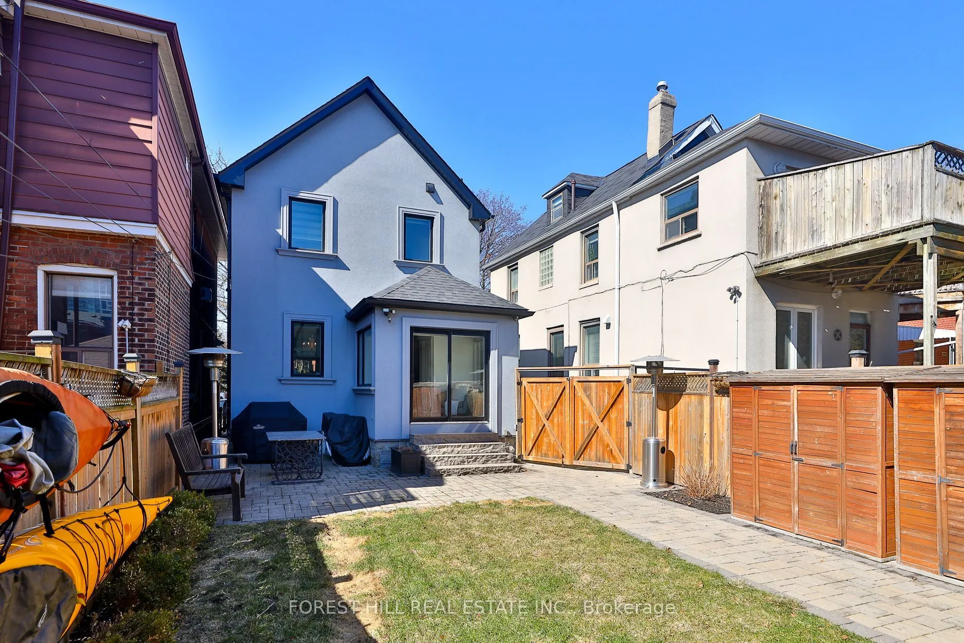 163 Wychwood Avenue