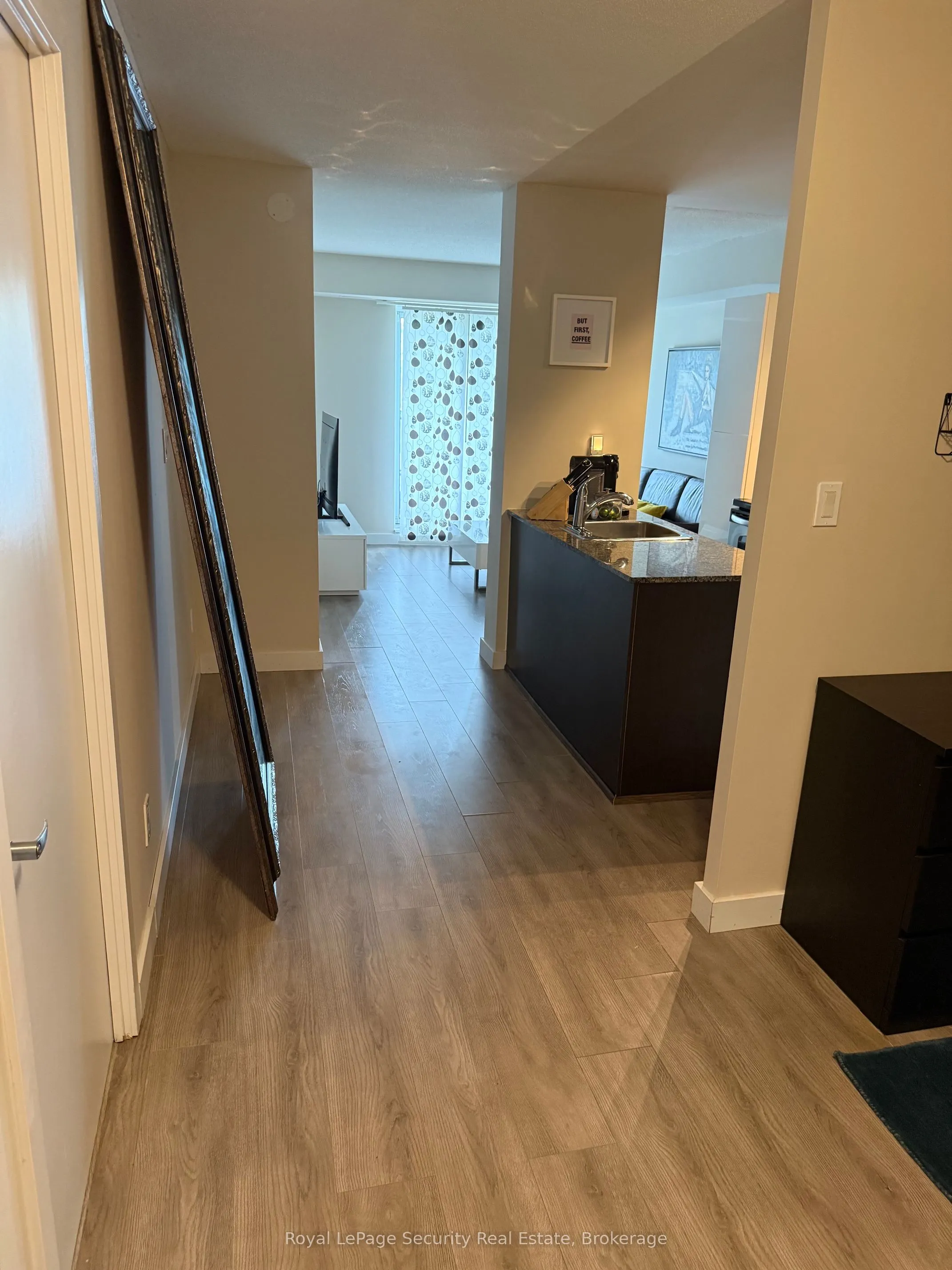 801 Sheppard Avenue #310