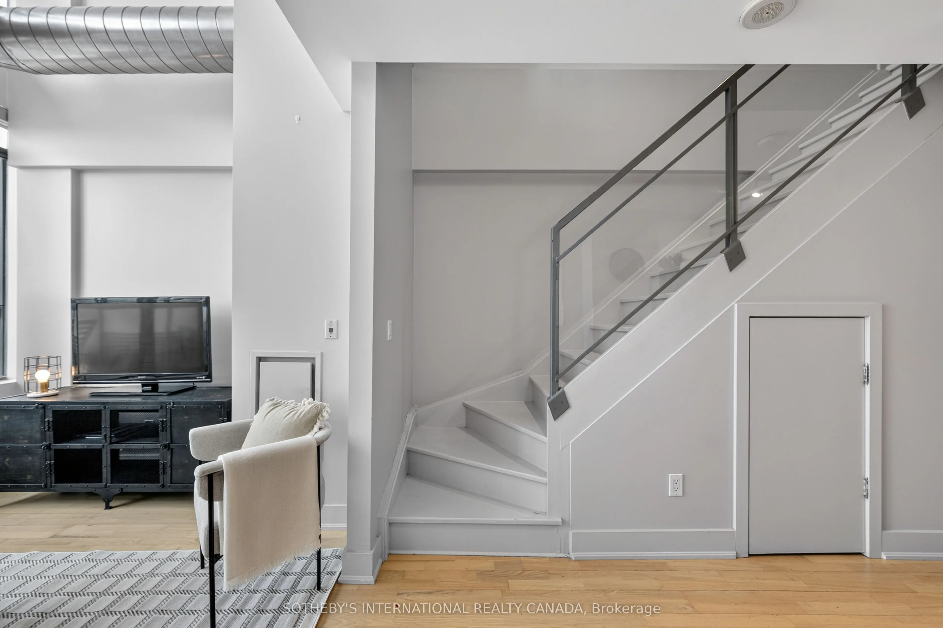 637 Lake Shore Boulevard W #614