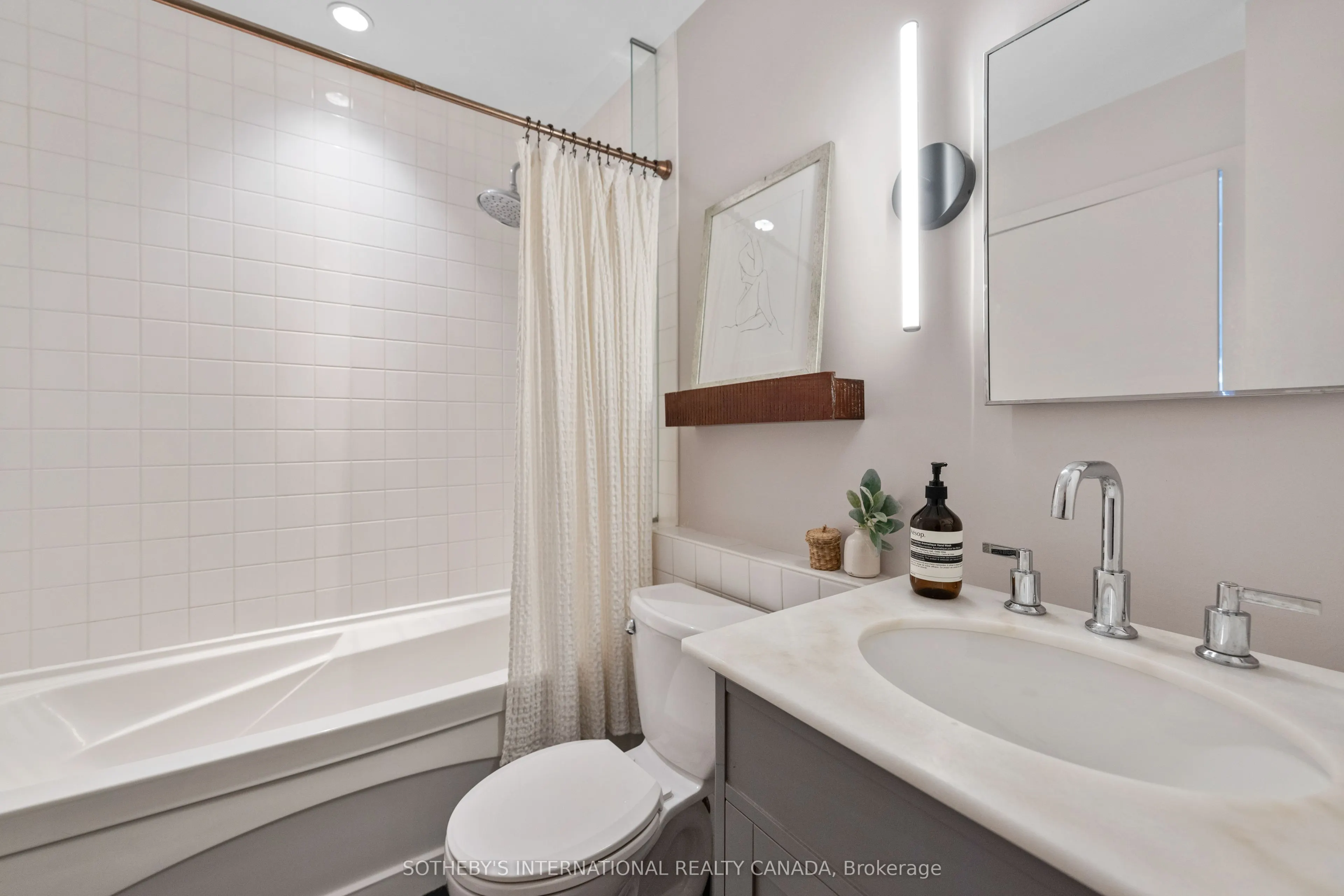 637 Lake Shore Boulevard W #614