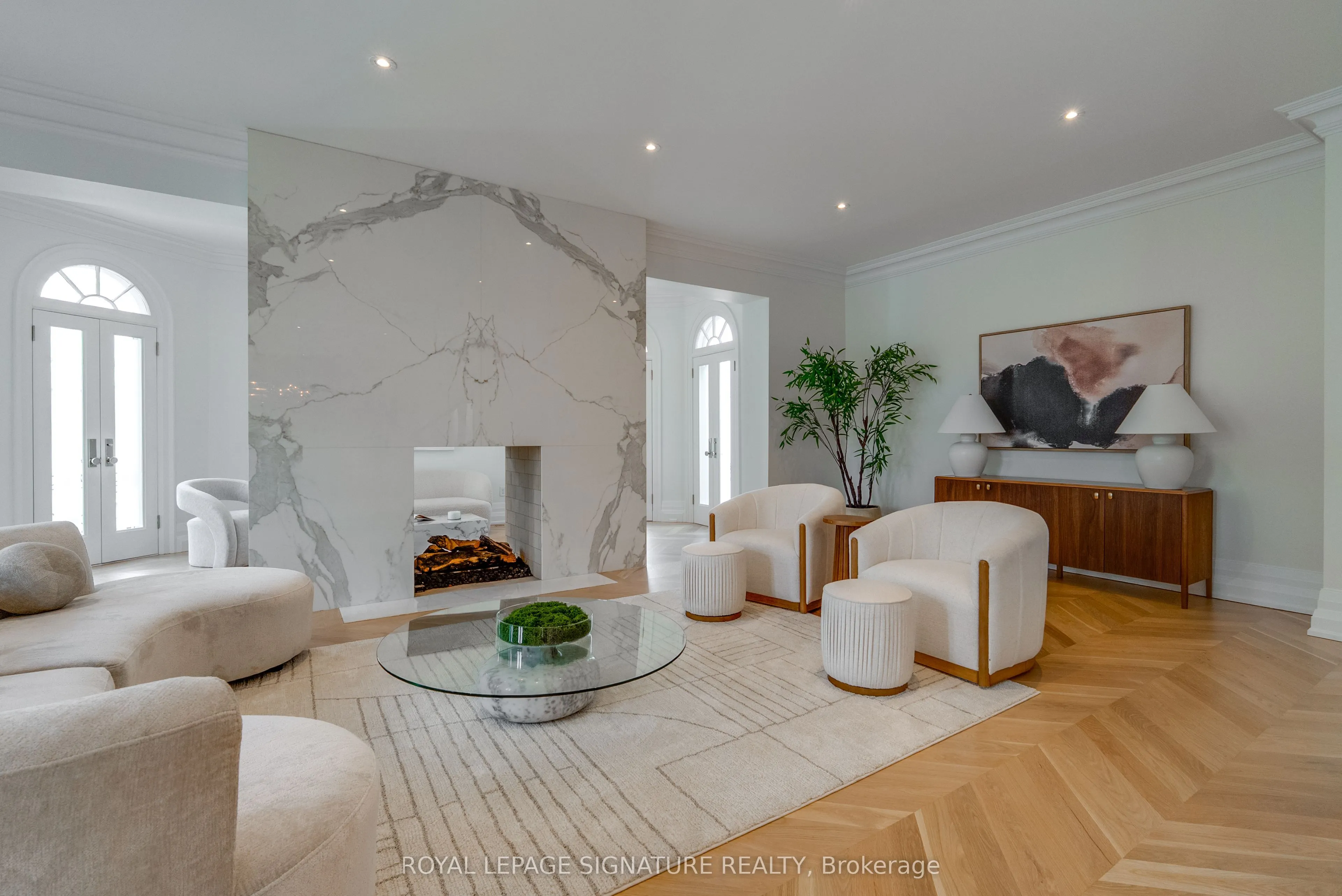 27 Teddington Park Avenue
