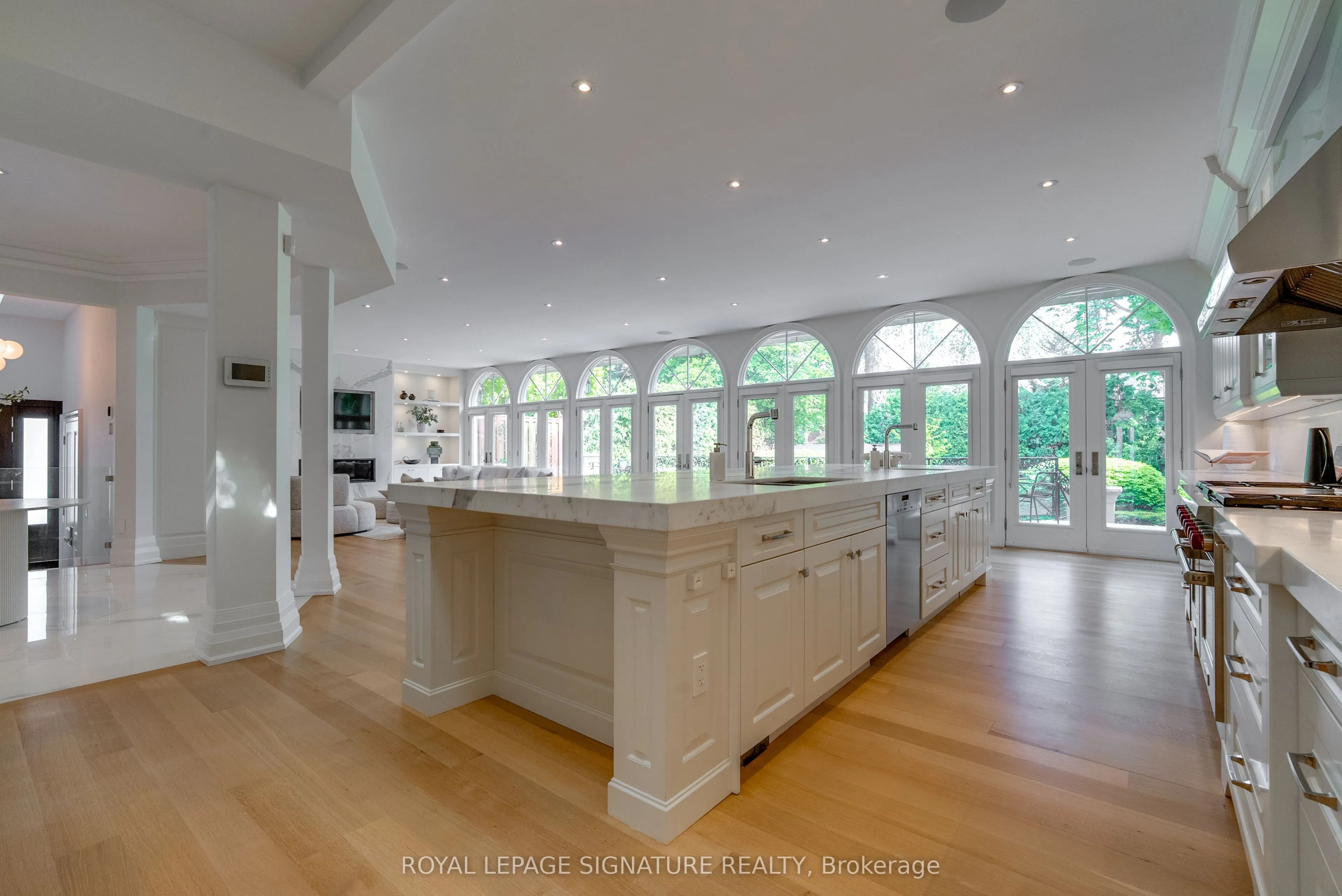 27 Teddington Park Avenue