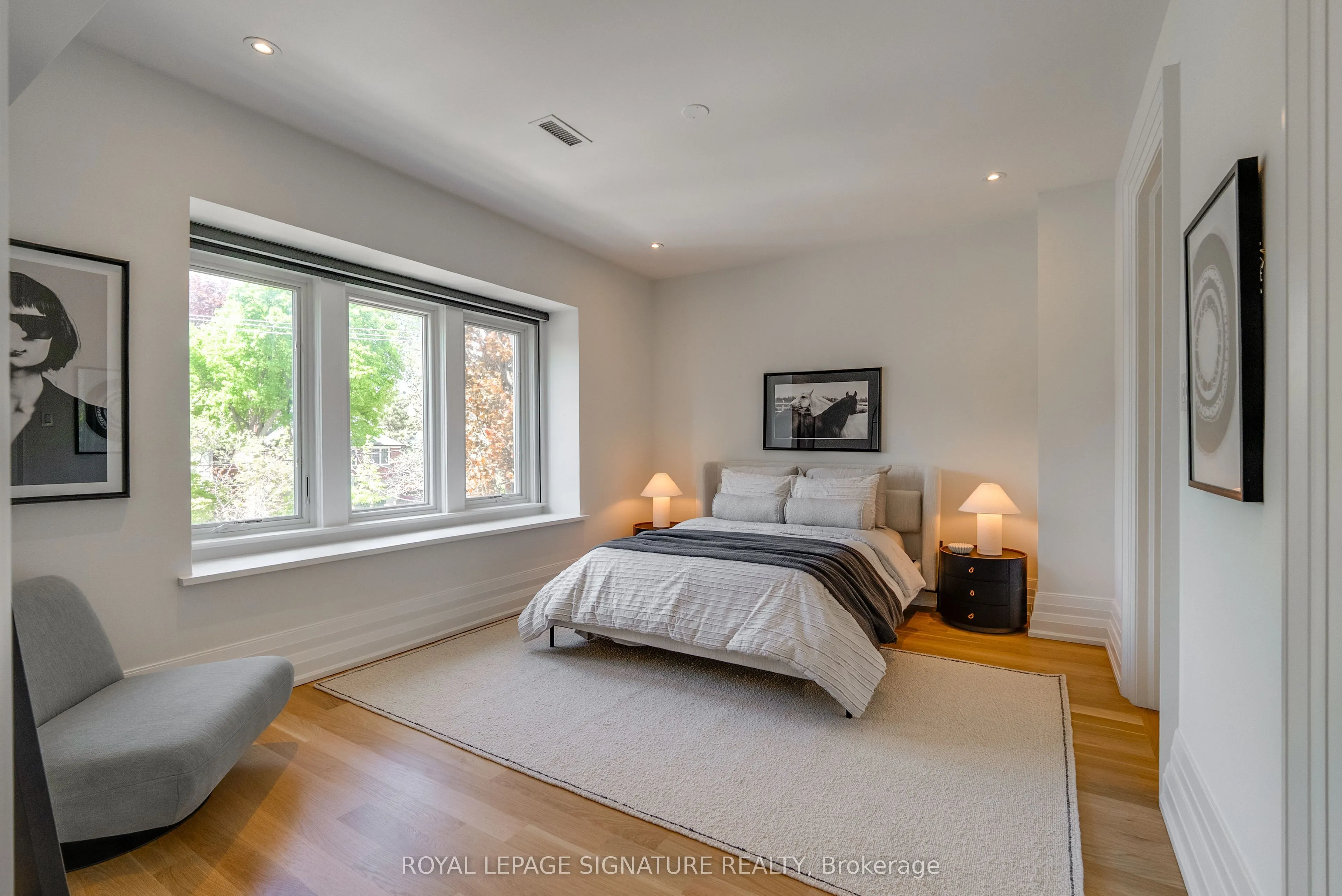27 Teddington Park Avenue