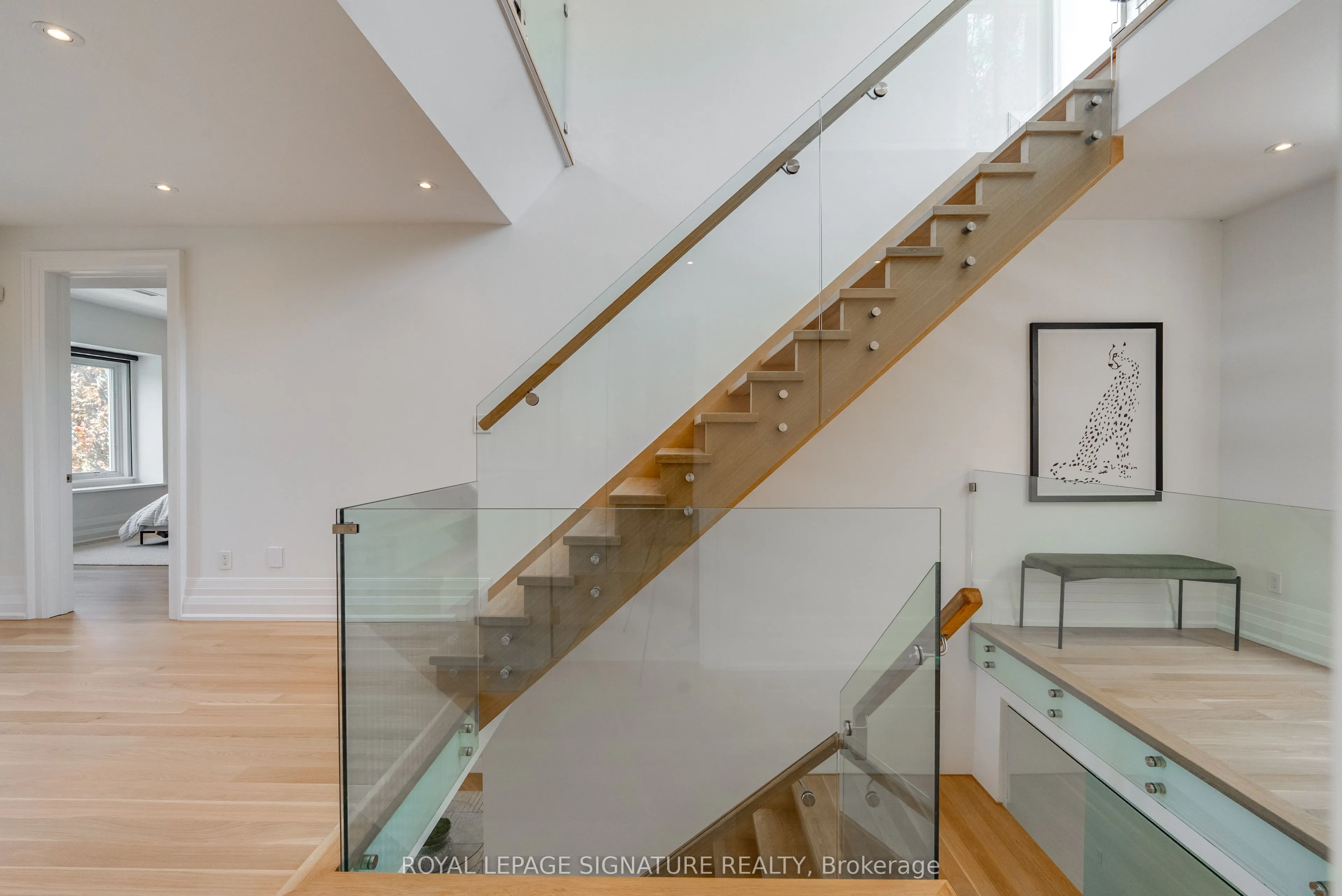 27 Teddington Park Avenue