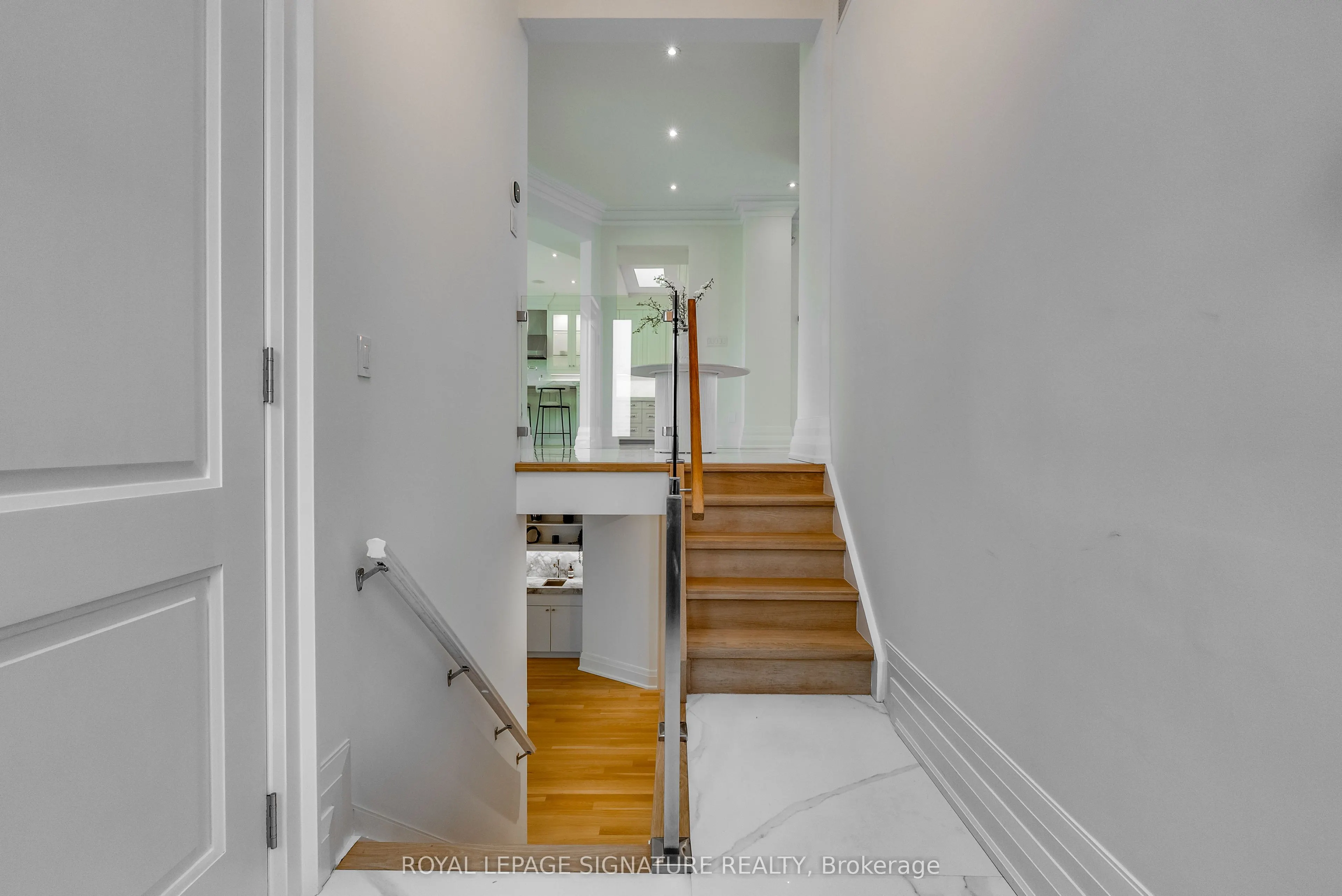 27 Teddington Park Avenue