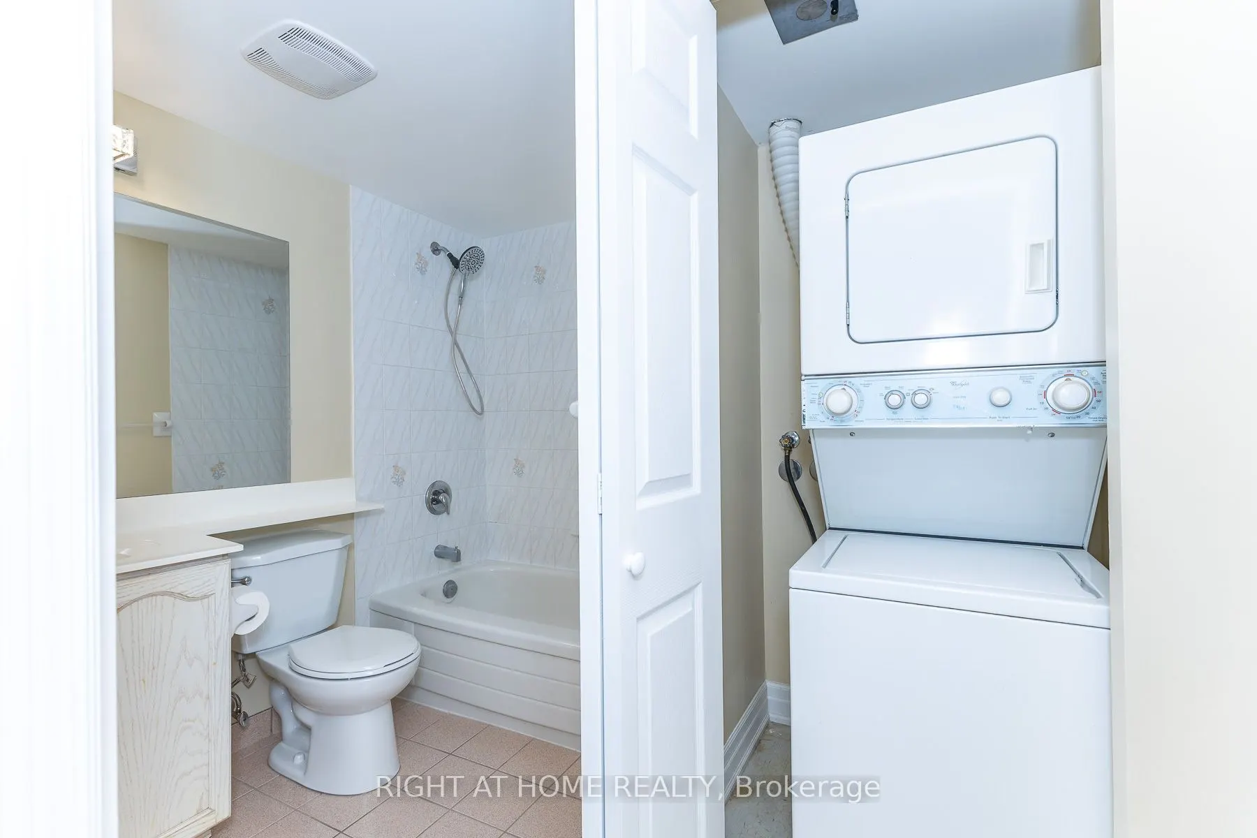 3 Pemberton Avenue #1706