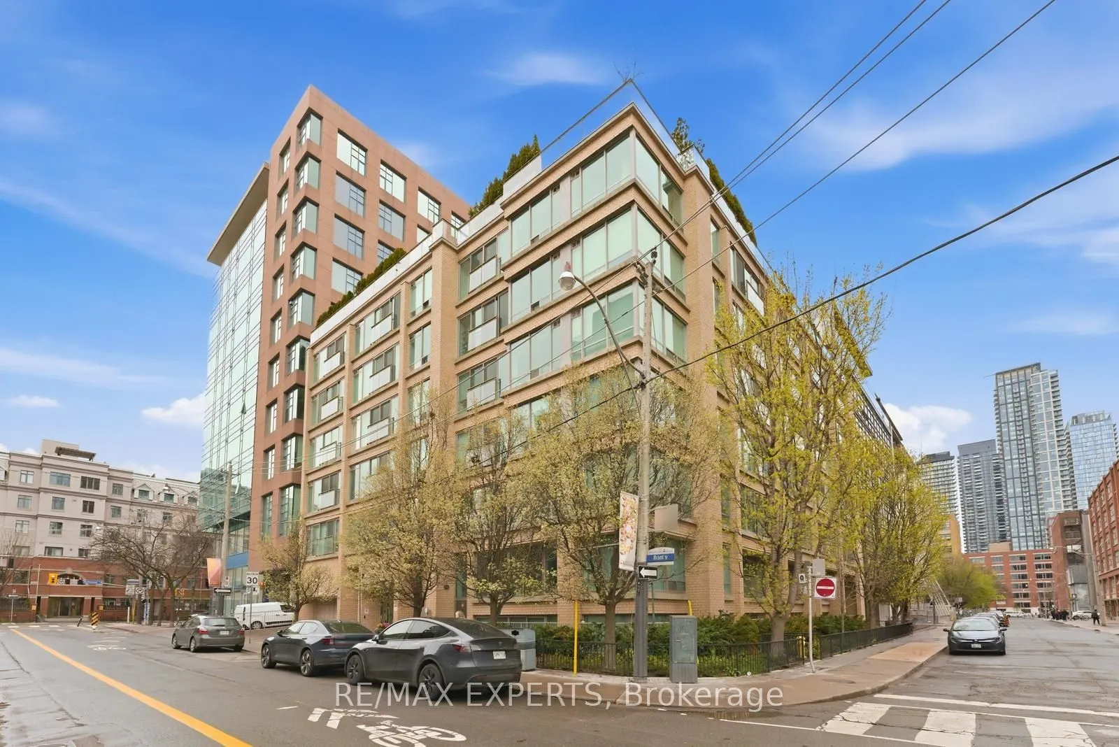 50 Camden Street #707