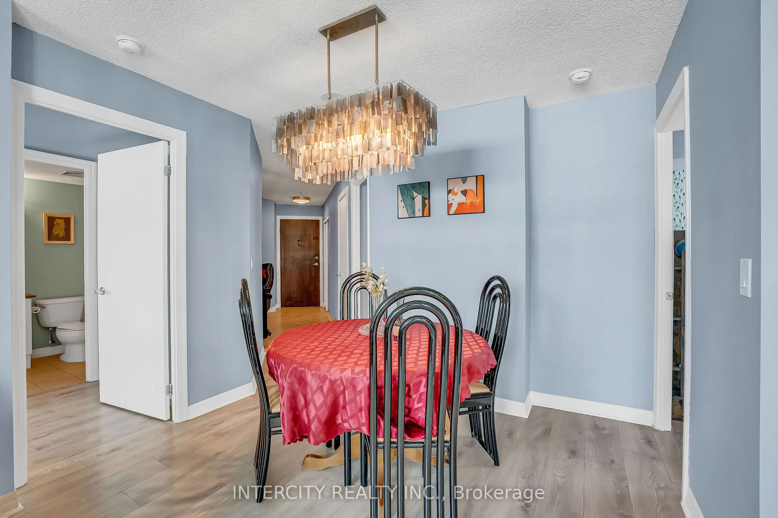 12 Yonge Street #1010