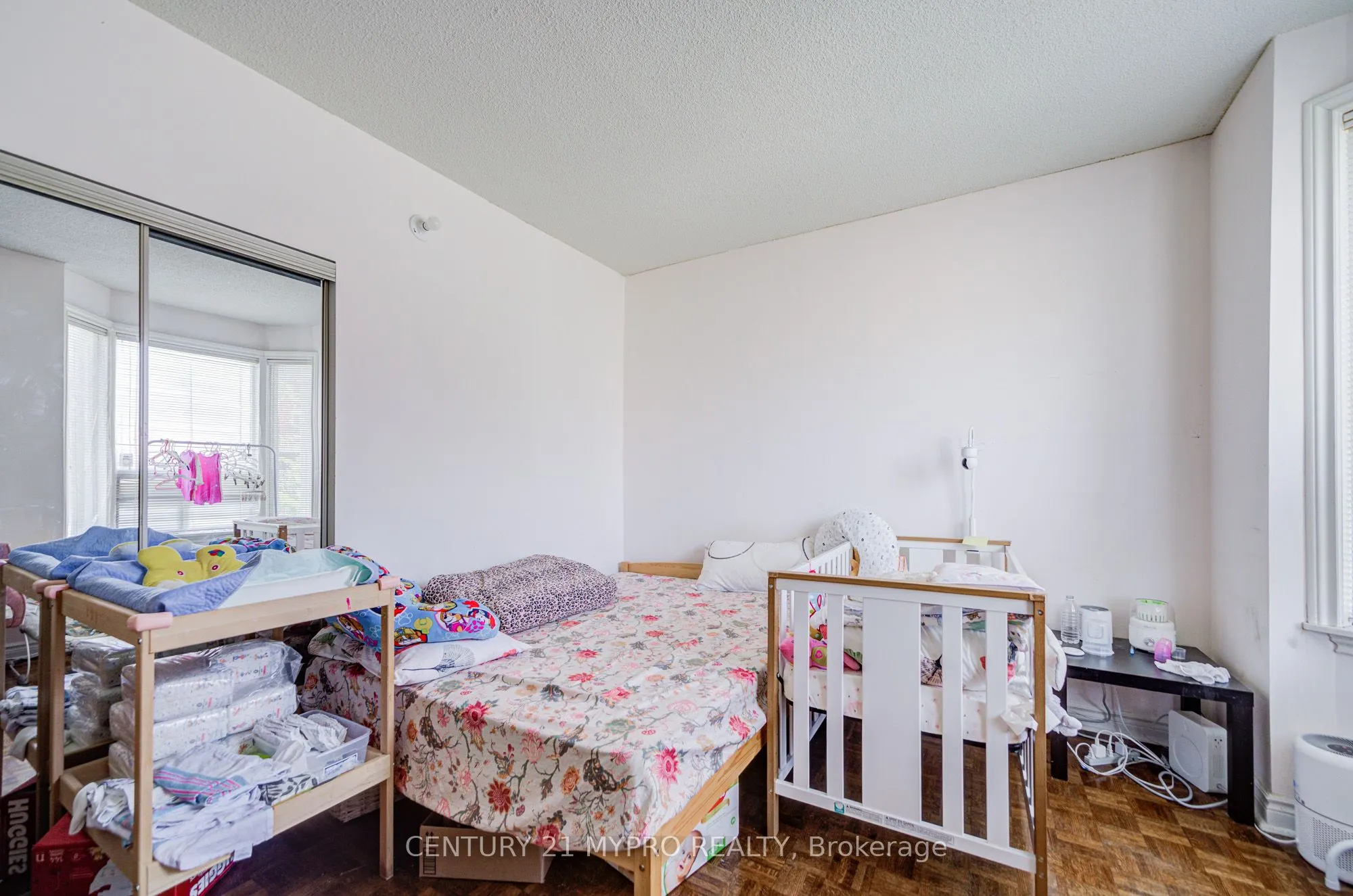 211 Bellwoods Avenue