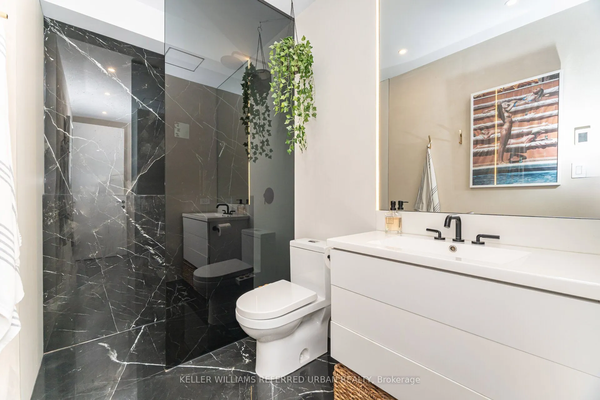 20 Stewart Street #103
