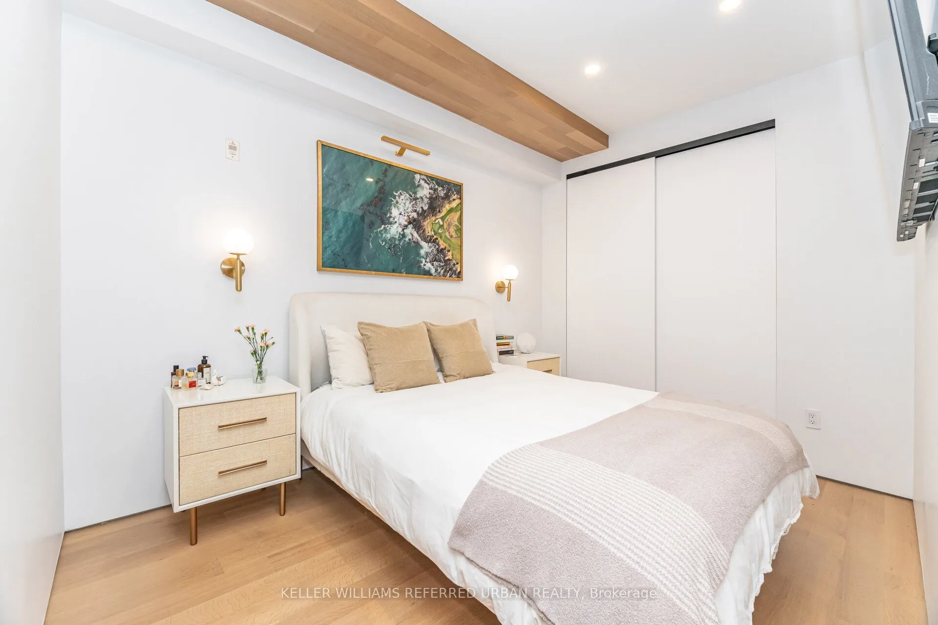 20 Stewart Street #103