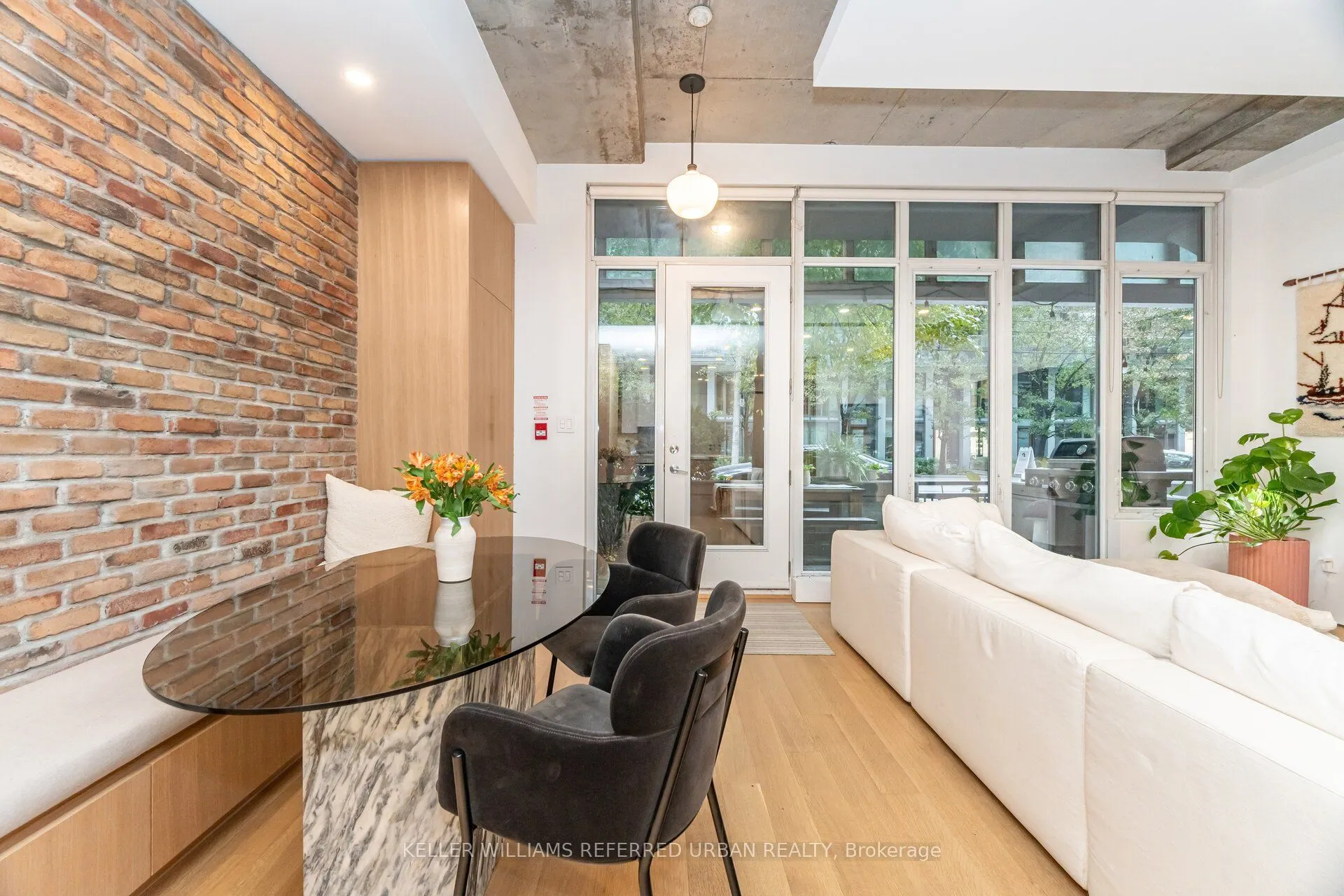 20 Stewart Street #103