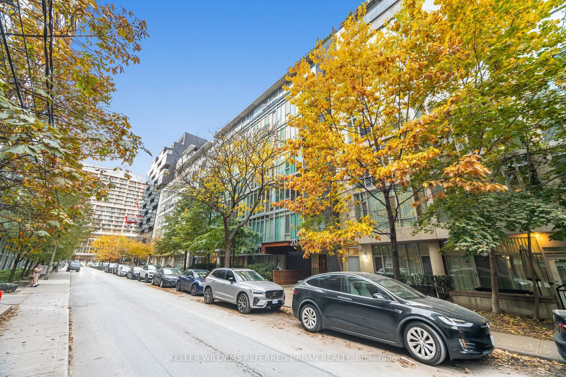 20 Stewart Street #103